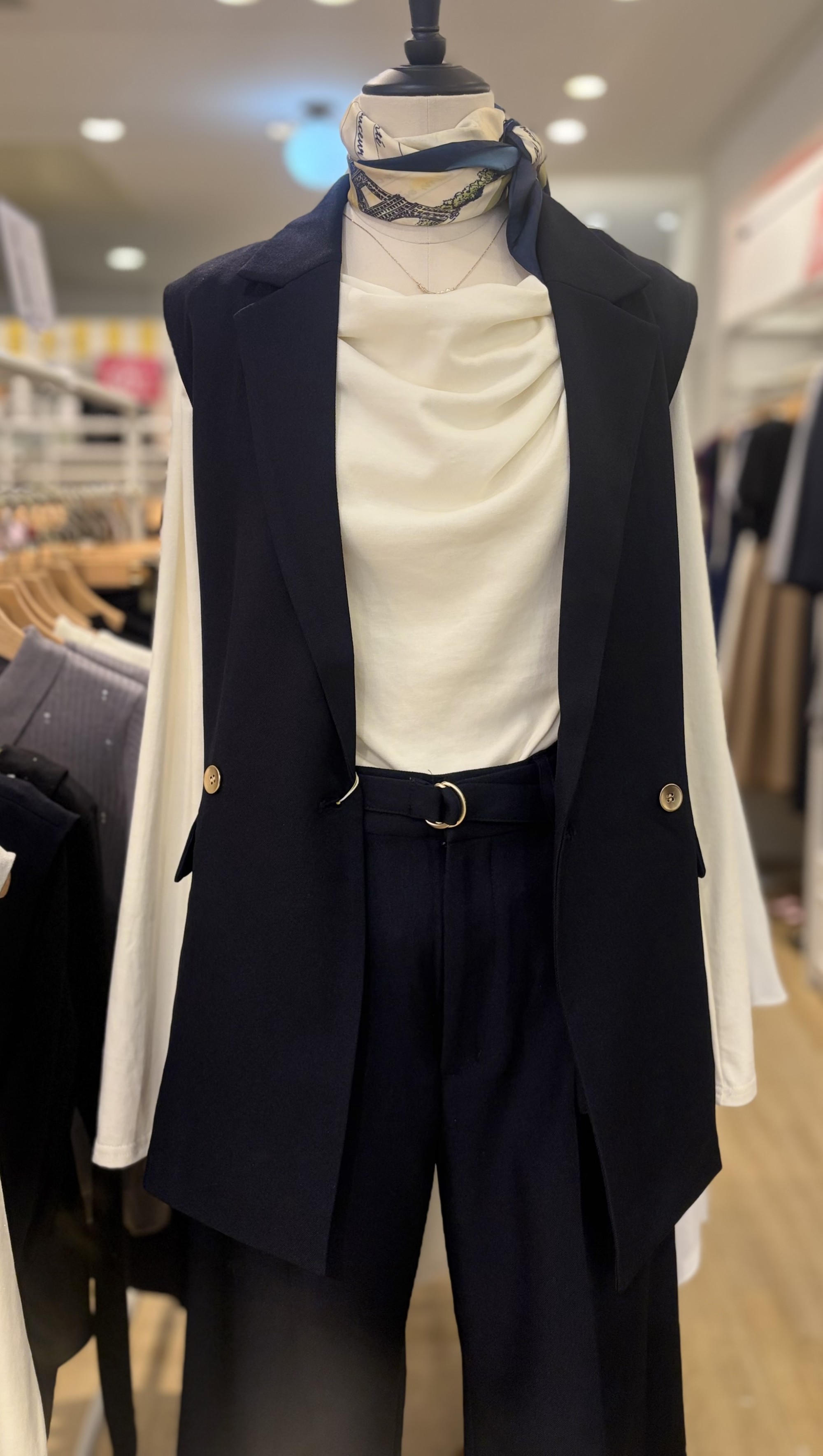 【ベルト付きでスタイル調整可能◎】ウーリッシュジレ