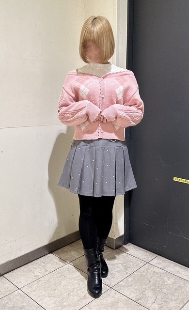 〘あざとカワイイ〙新作ニットを使ったコーデ