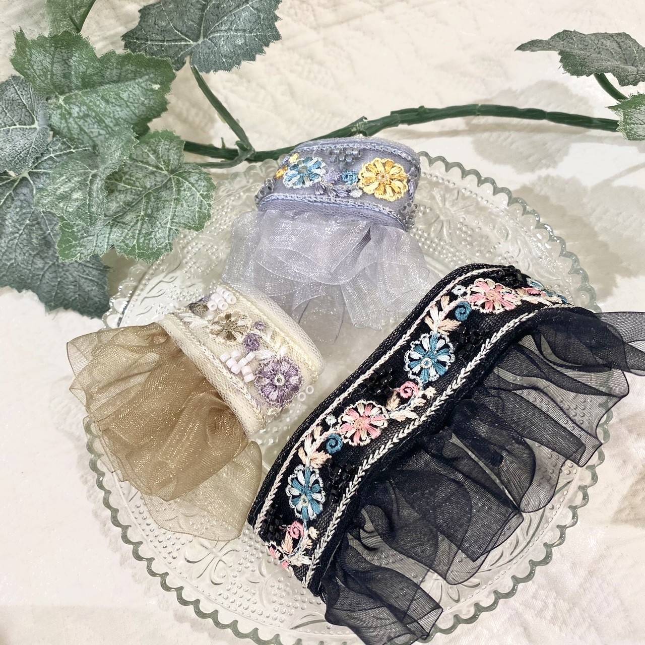 New✨刺繍フックカフ🪻🏵️✨