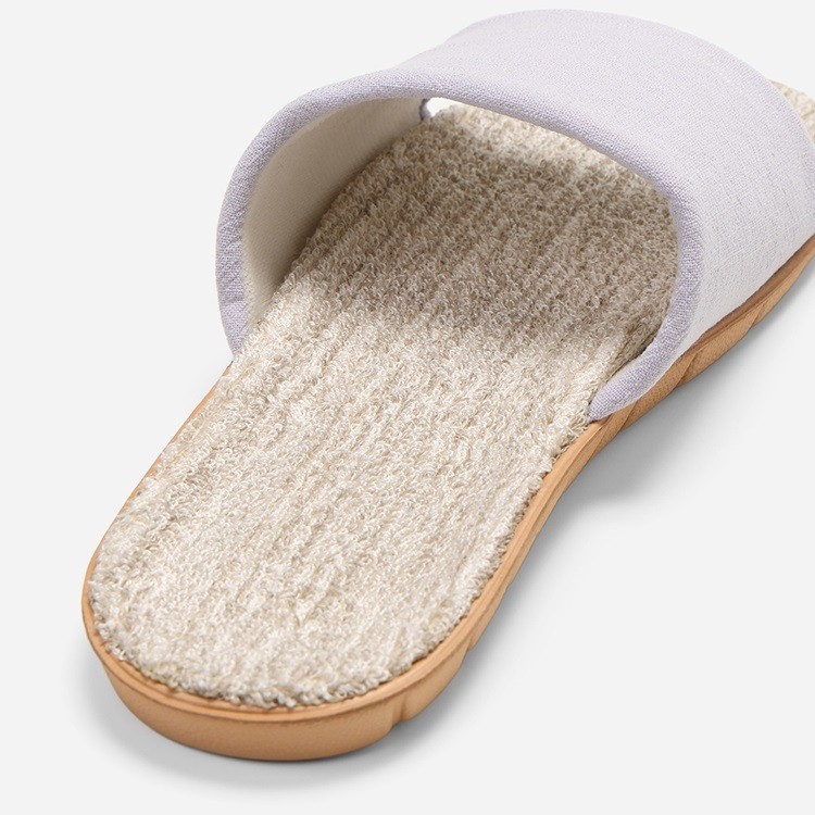 お風呂上がりにもおすすめ。さっぱり履けるスリッパ