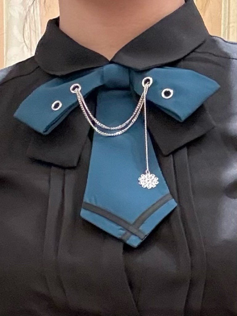 すっきりシルエットが叶う！クラシカルコーデ