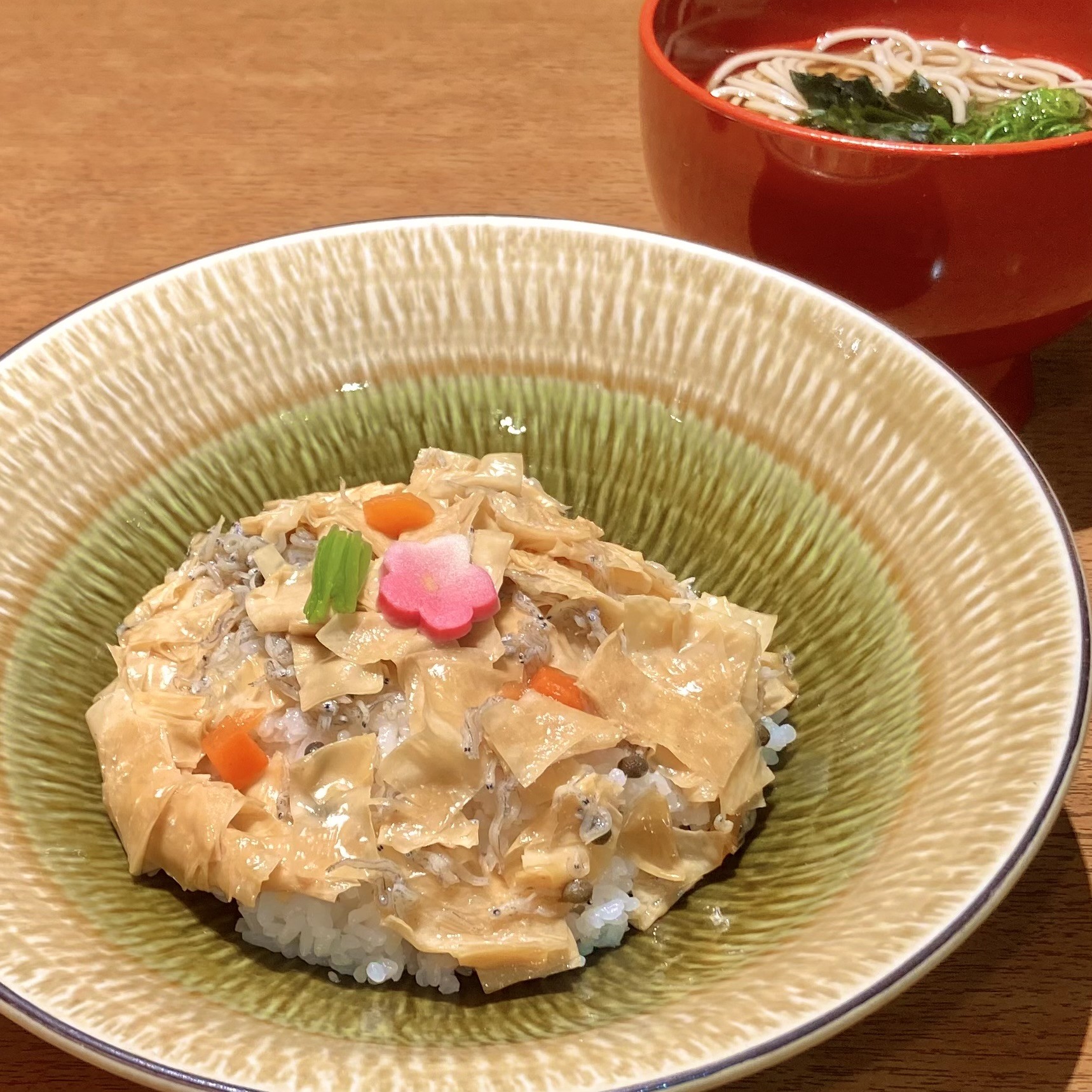 湯葉ちりめん丼