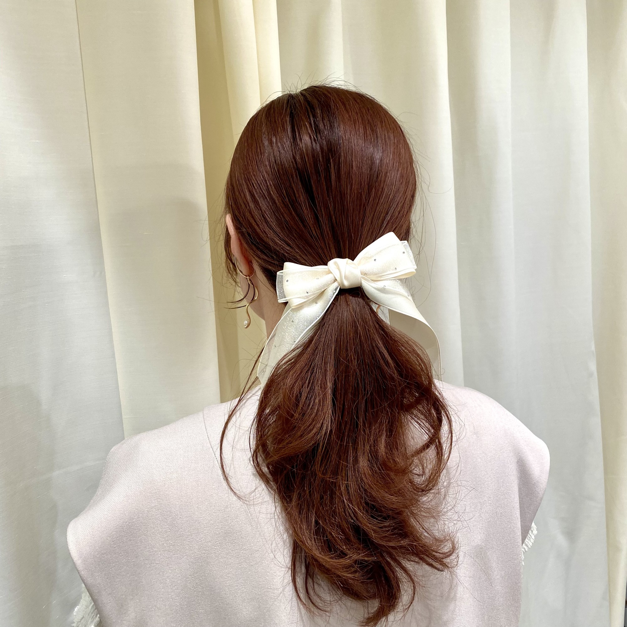 【新作アイテム】スタッズサテンリボンフックポニー🎀