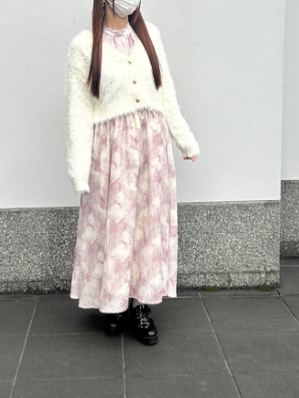 ホリデーシーズンにおすすめ💠 ロマンティック感漂うカーデセットワンピース🎀