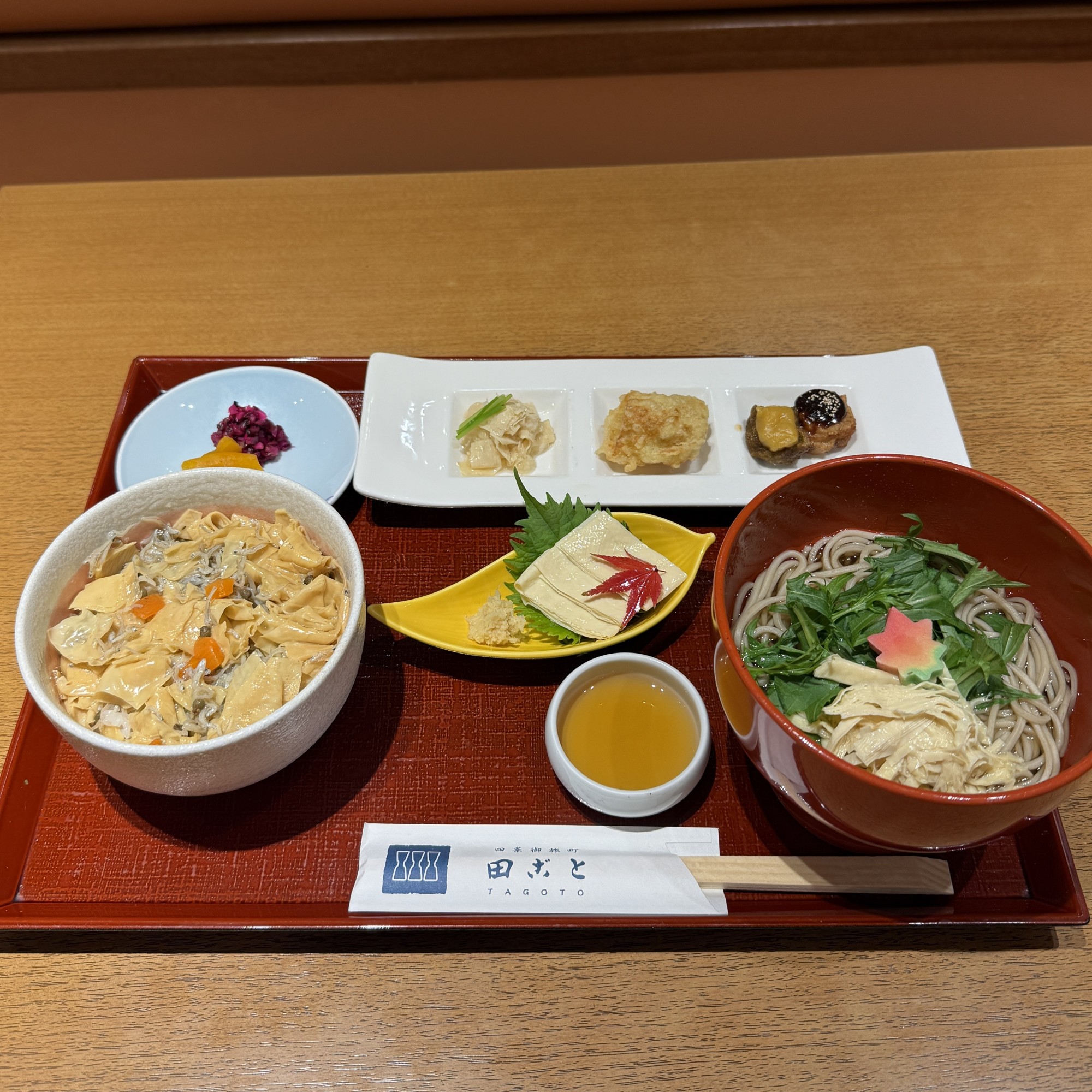 📢毎月28日！おそばおかわり自由の日