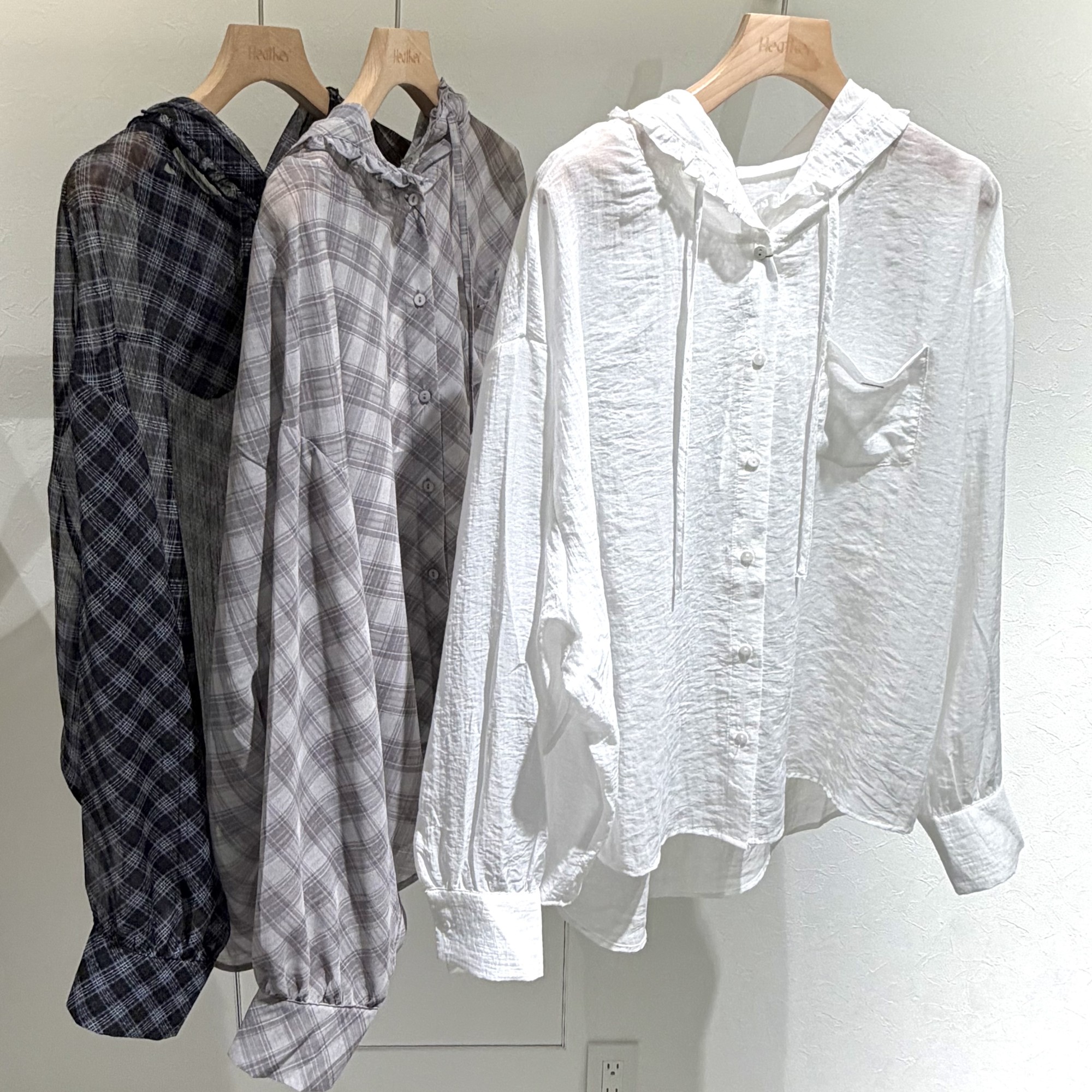 【サマーシーズンの必需品🌺✨】シアーフリルフードシャツ