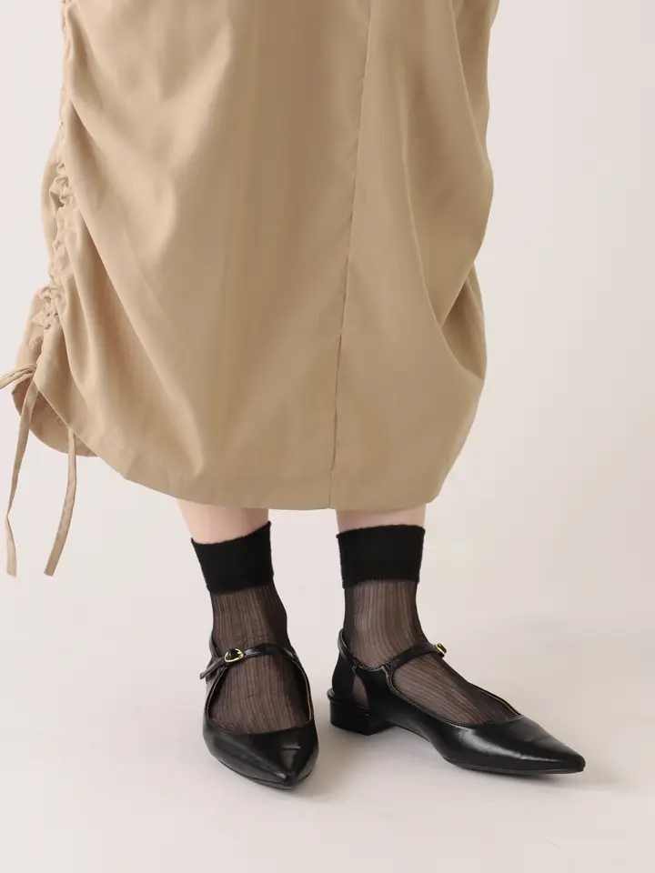 透け感ソックスで夏を満喫！