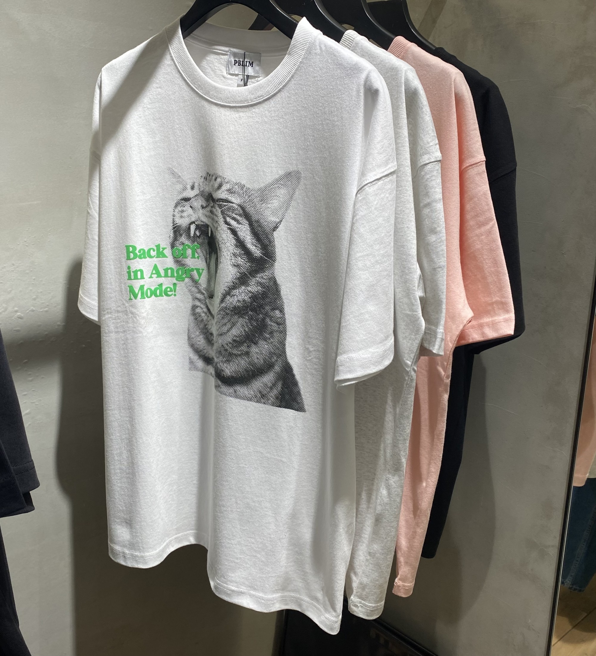 シャウトアニマルTシャツ🐶🐾