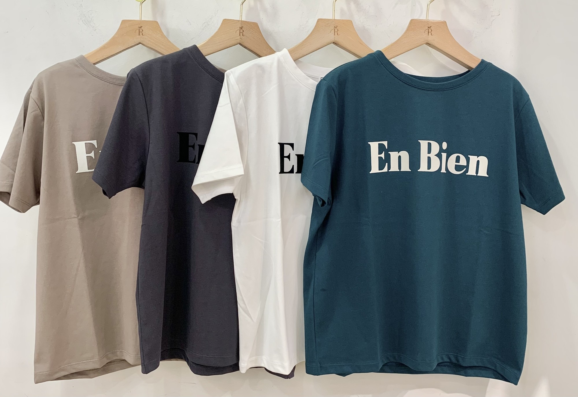 【汗染み防止素材使用！】ロゴTシャツ