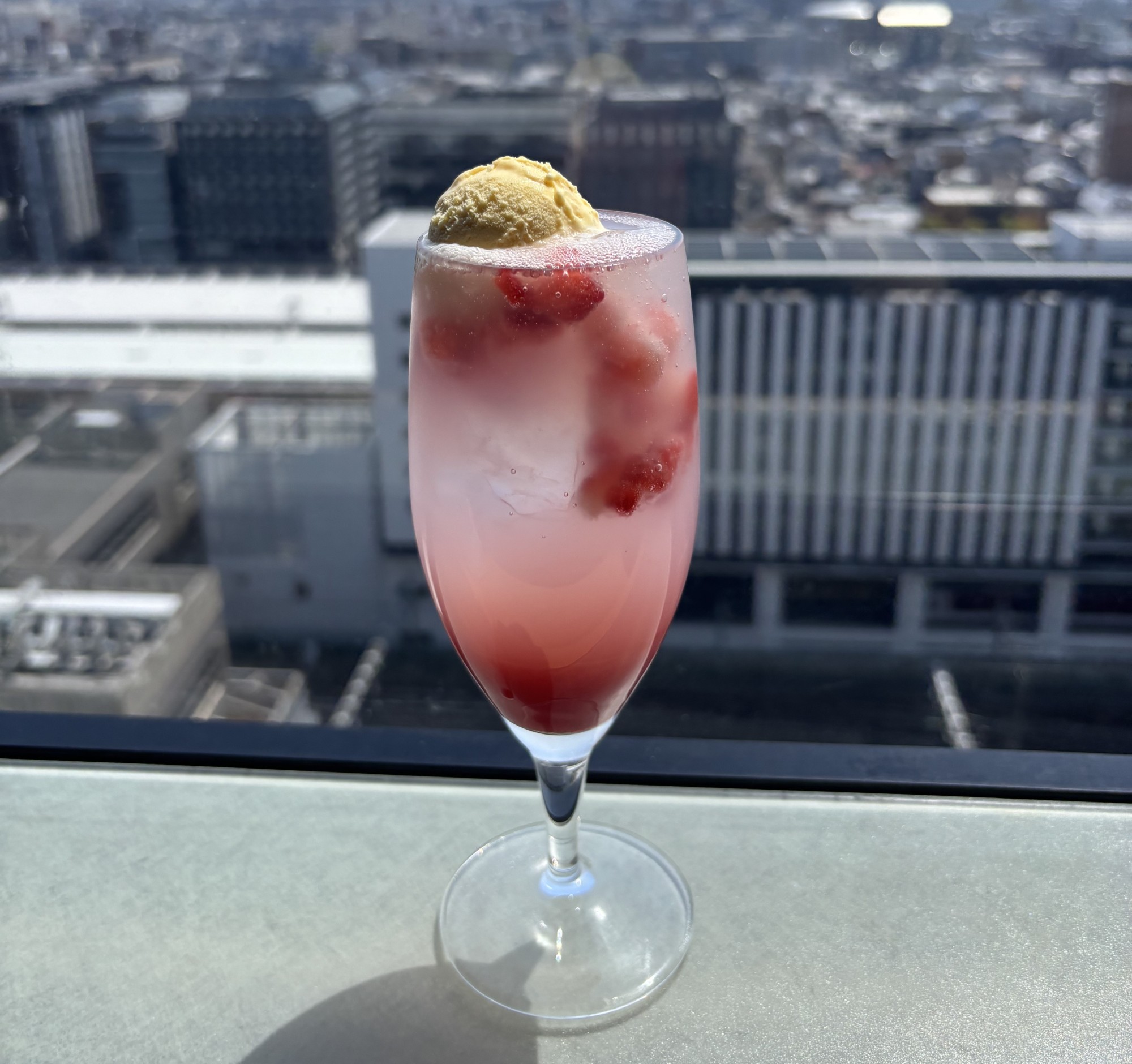 季節限定！　いちごドリンク