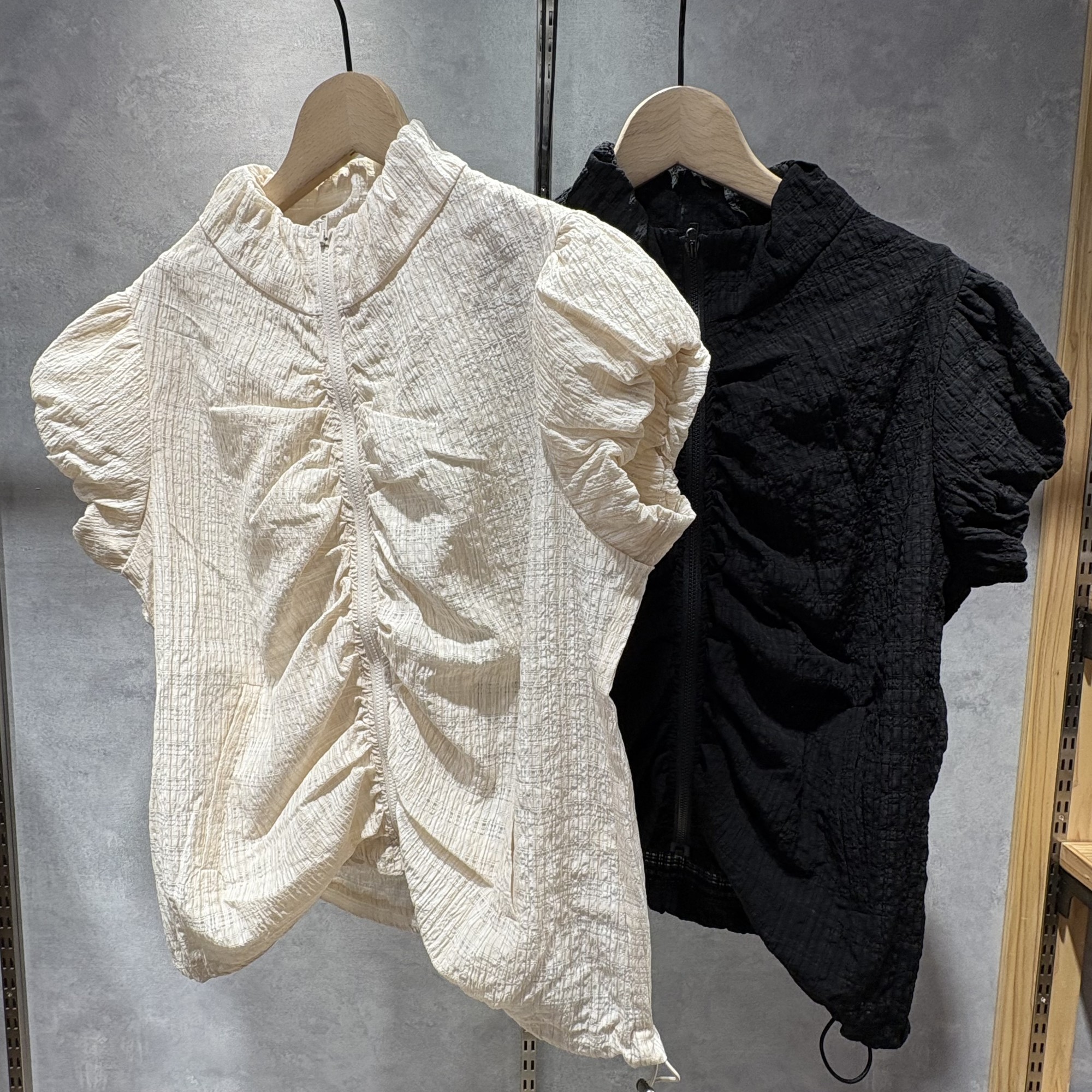 シアーチェックパフブルゾンが入荷しました♪