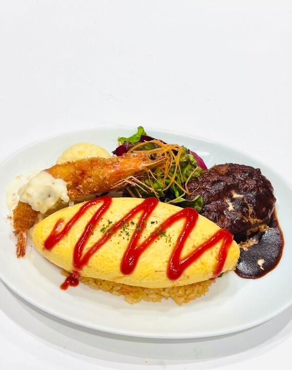 ミニオムライスの洋食プレート￥1680