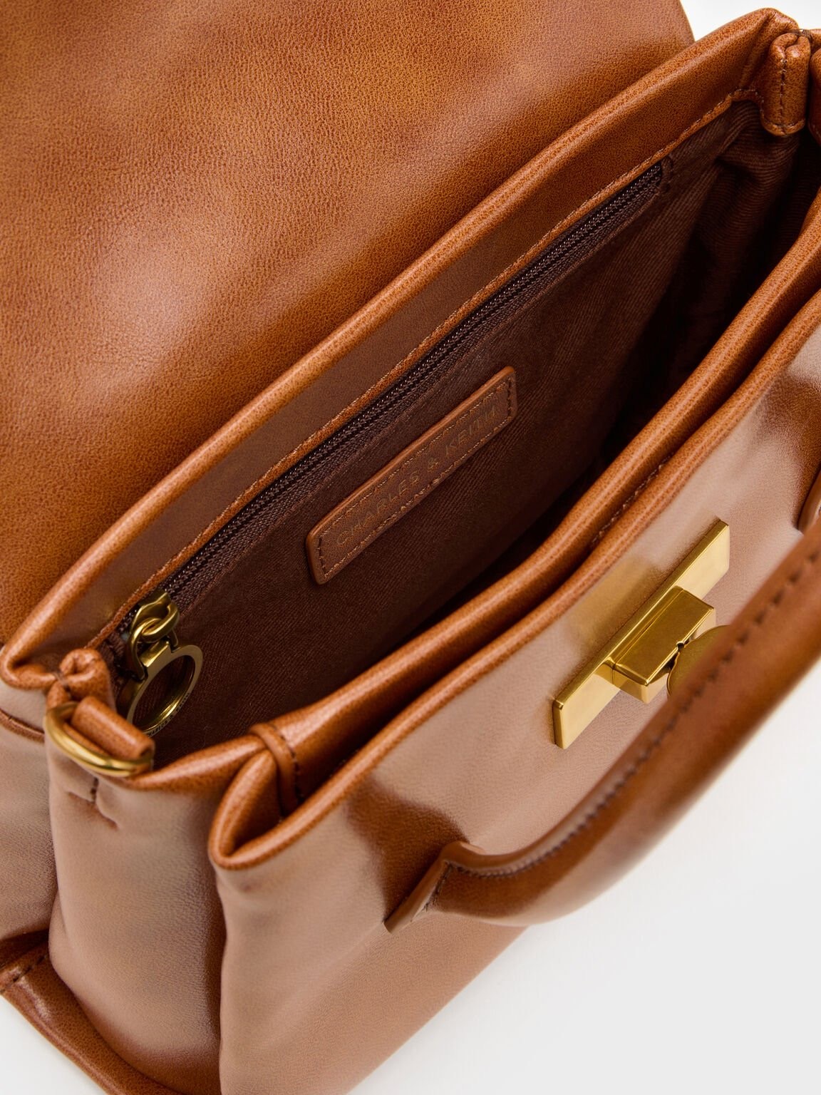 新作バッグが入荷しました!