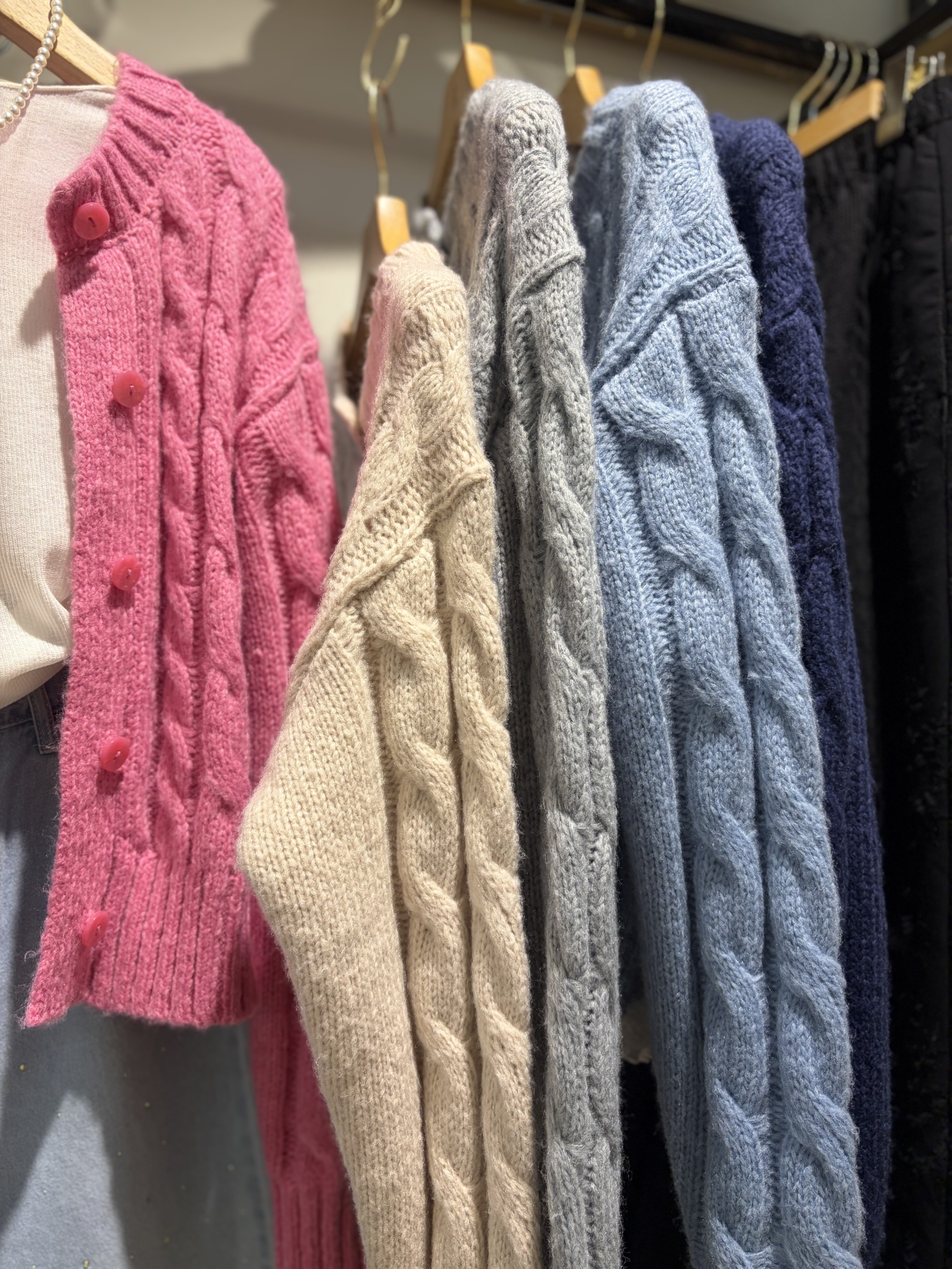 【冬のコーデを華やかに彩る⭐︎】ショートニット