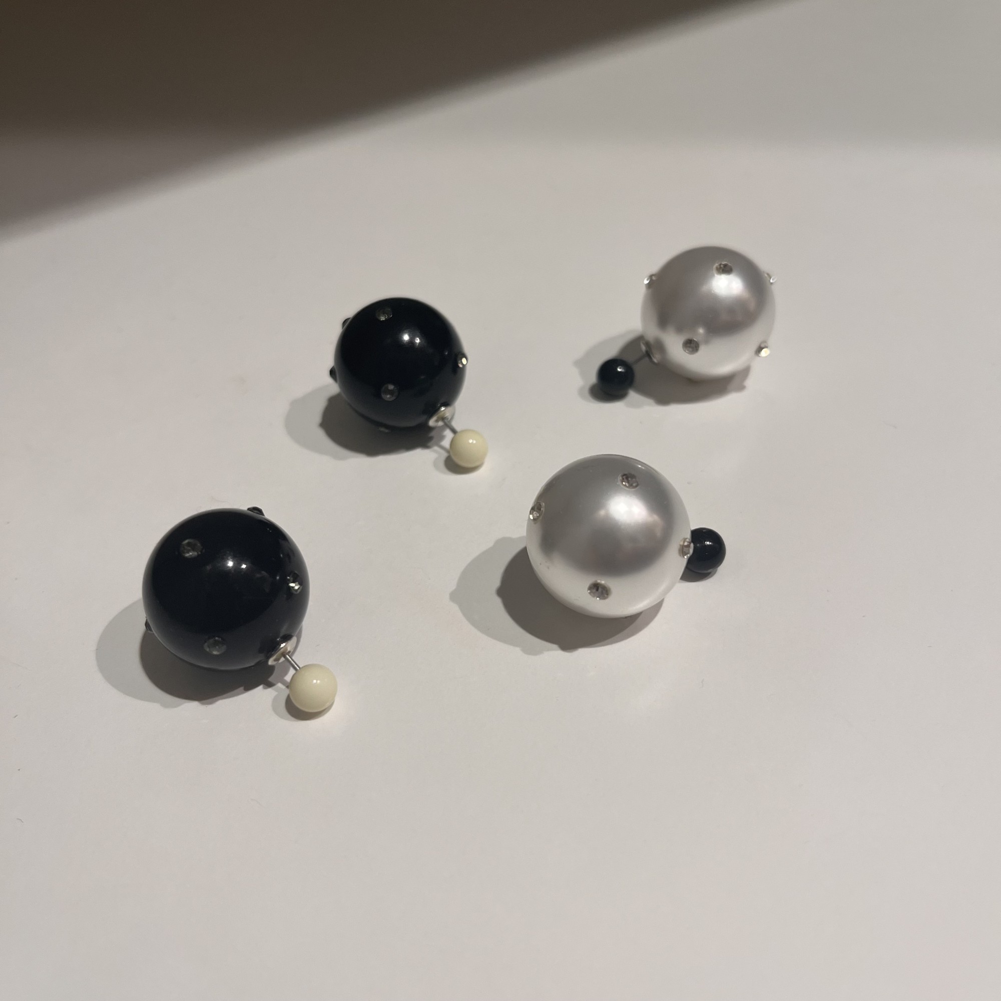 【✨新作✨大人女子におすすめのモノトーンピアス🩶 】　