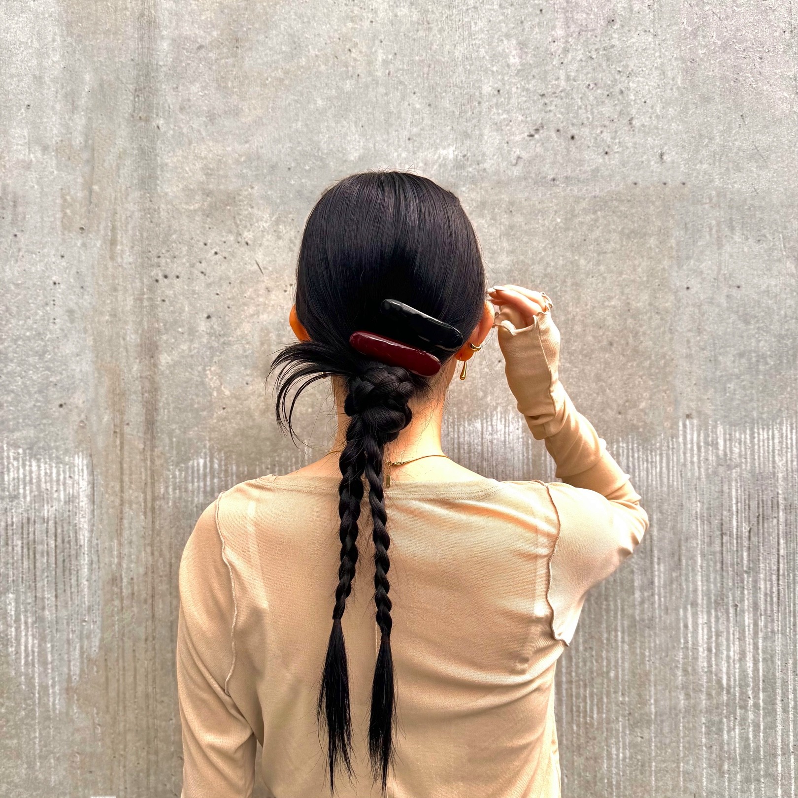 《New hare aitem 》