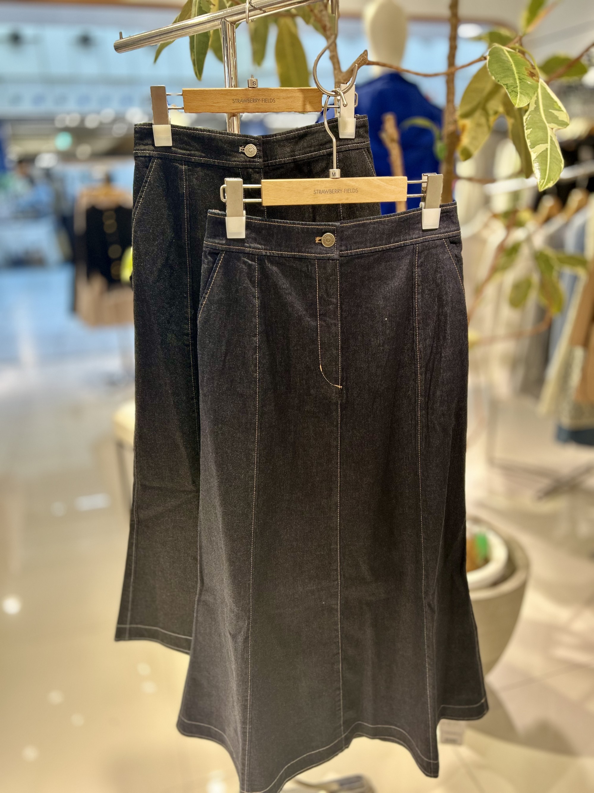 デニムのマーメイドスカート