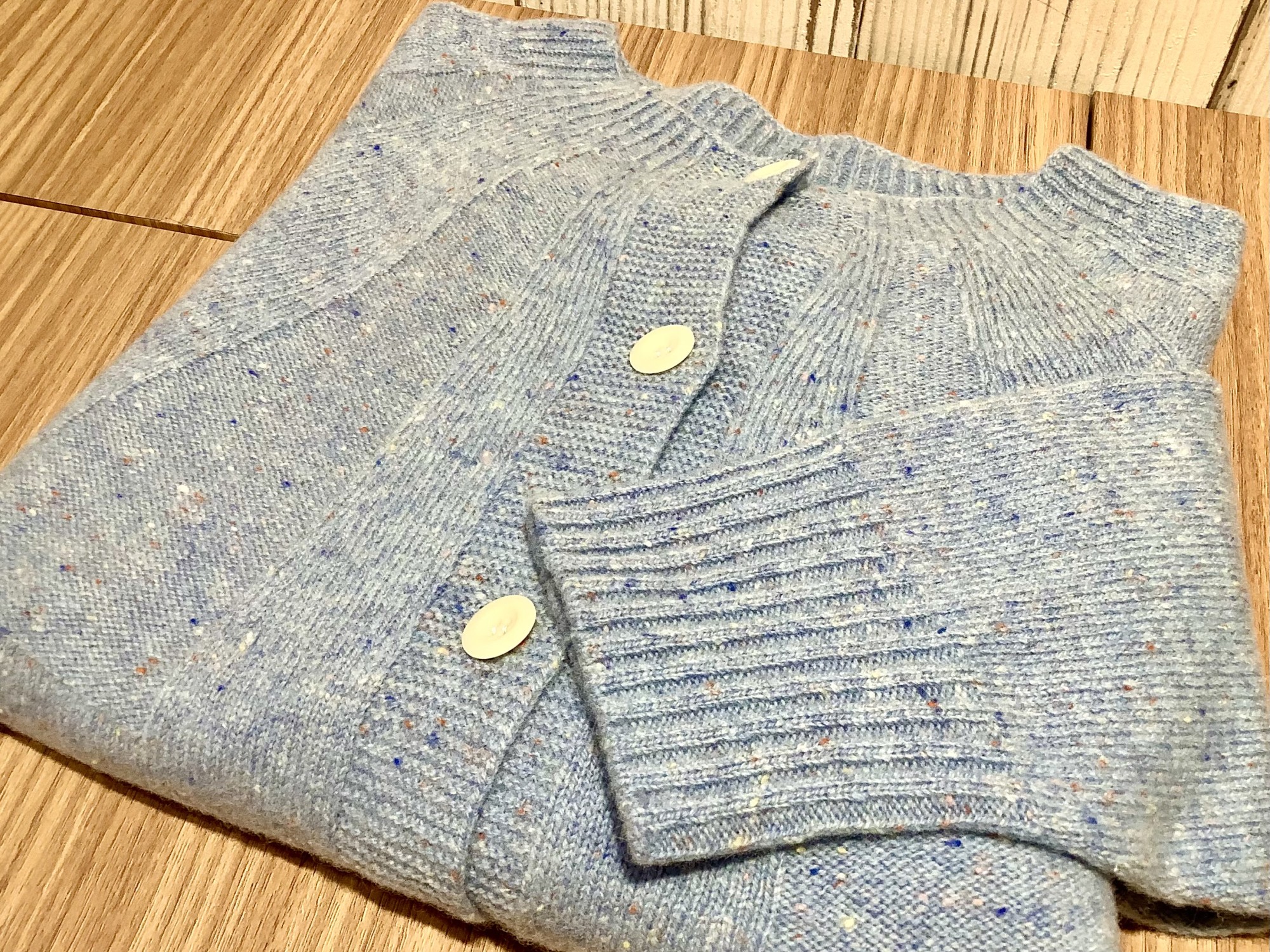 トラッド感×今っぽさがささる！『ウールネップツイードパラシュートカーディガン』