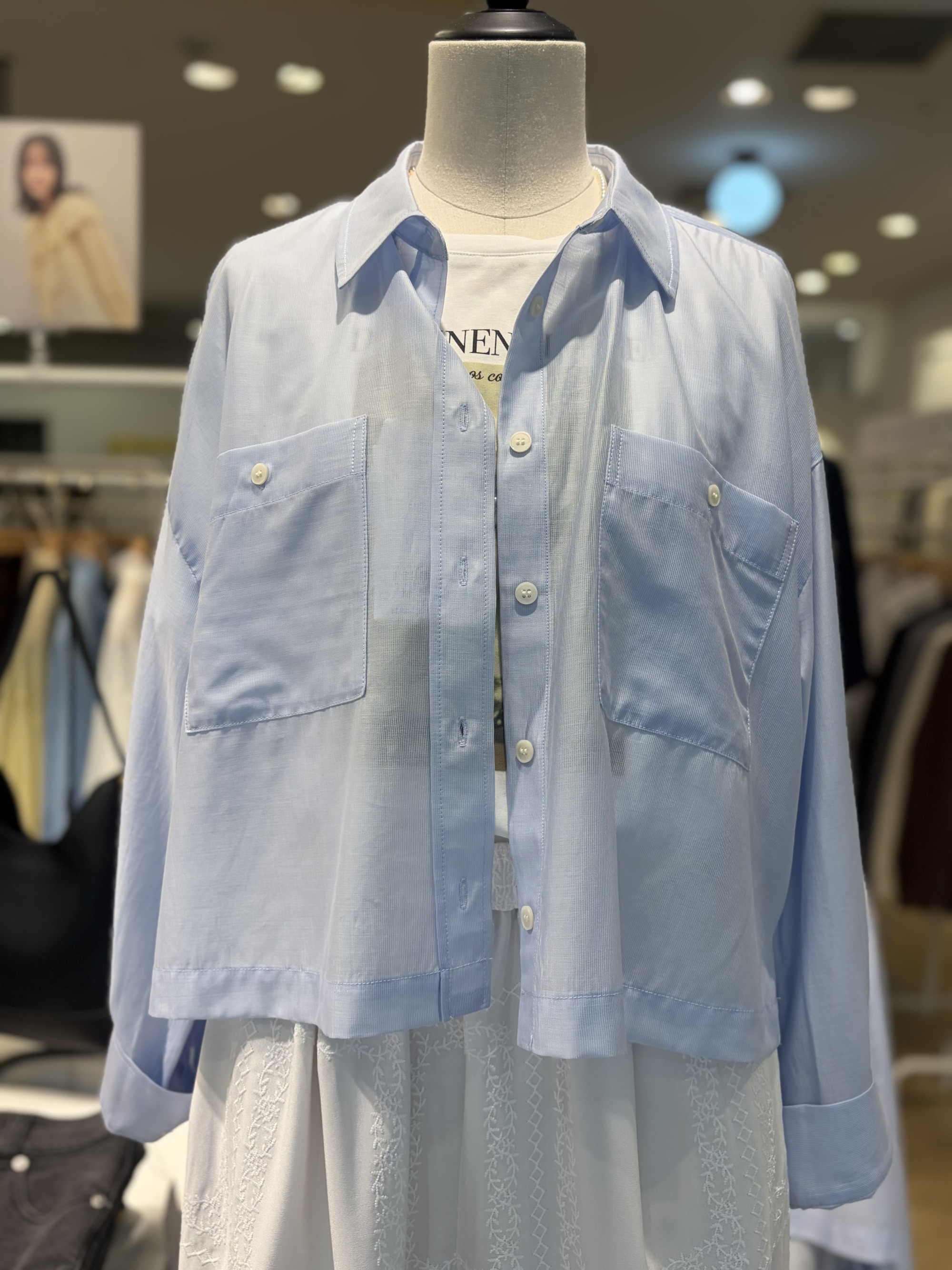 【羽織るだけで、こなれる透け感◎】シアーシャツ