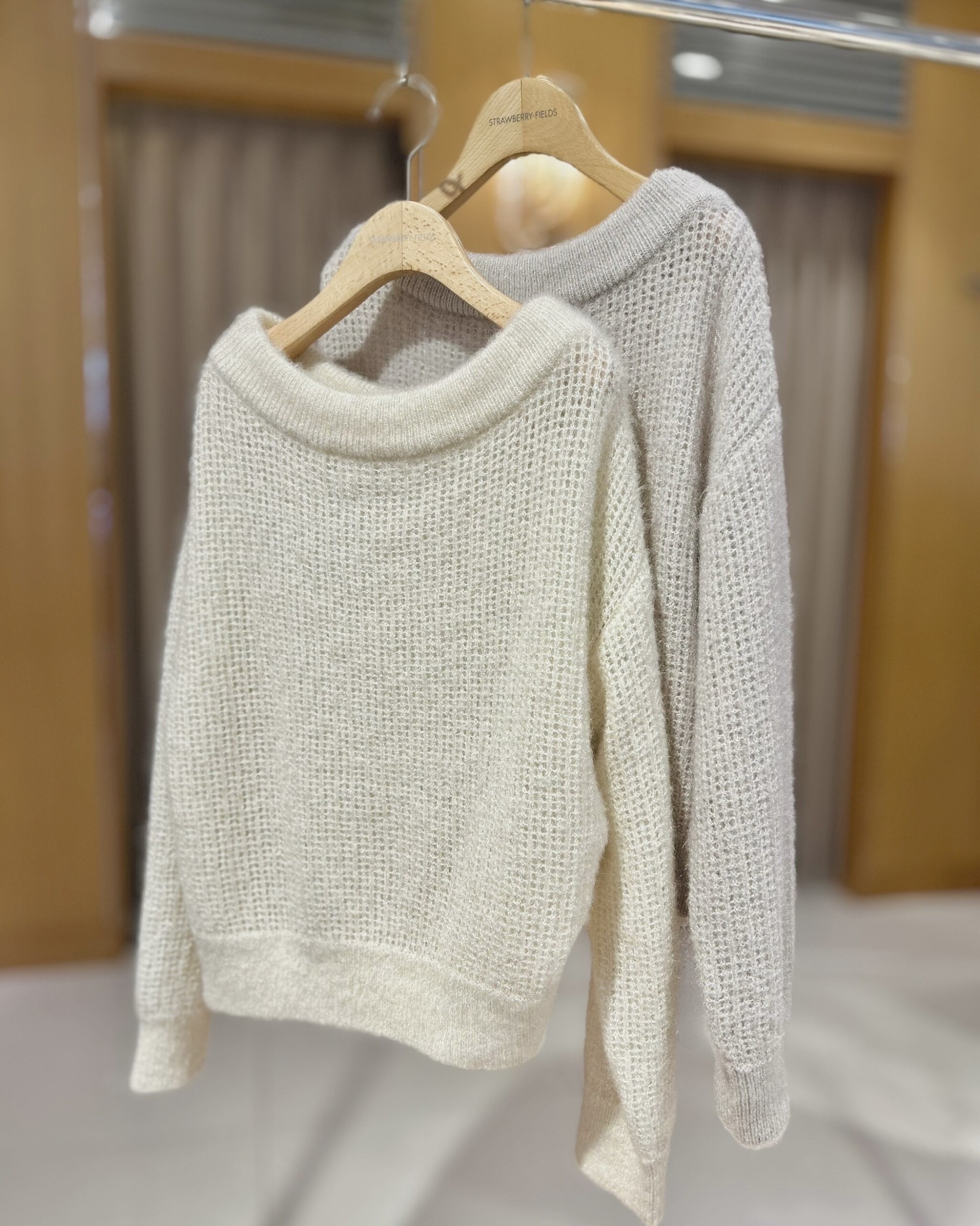 シャギーニットコーデ