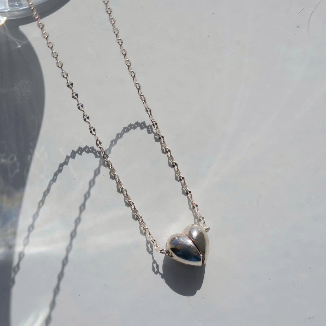 マグネットネックレス