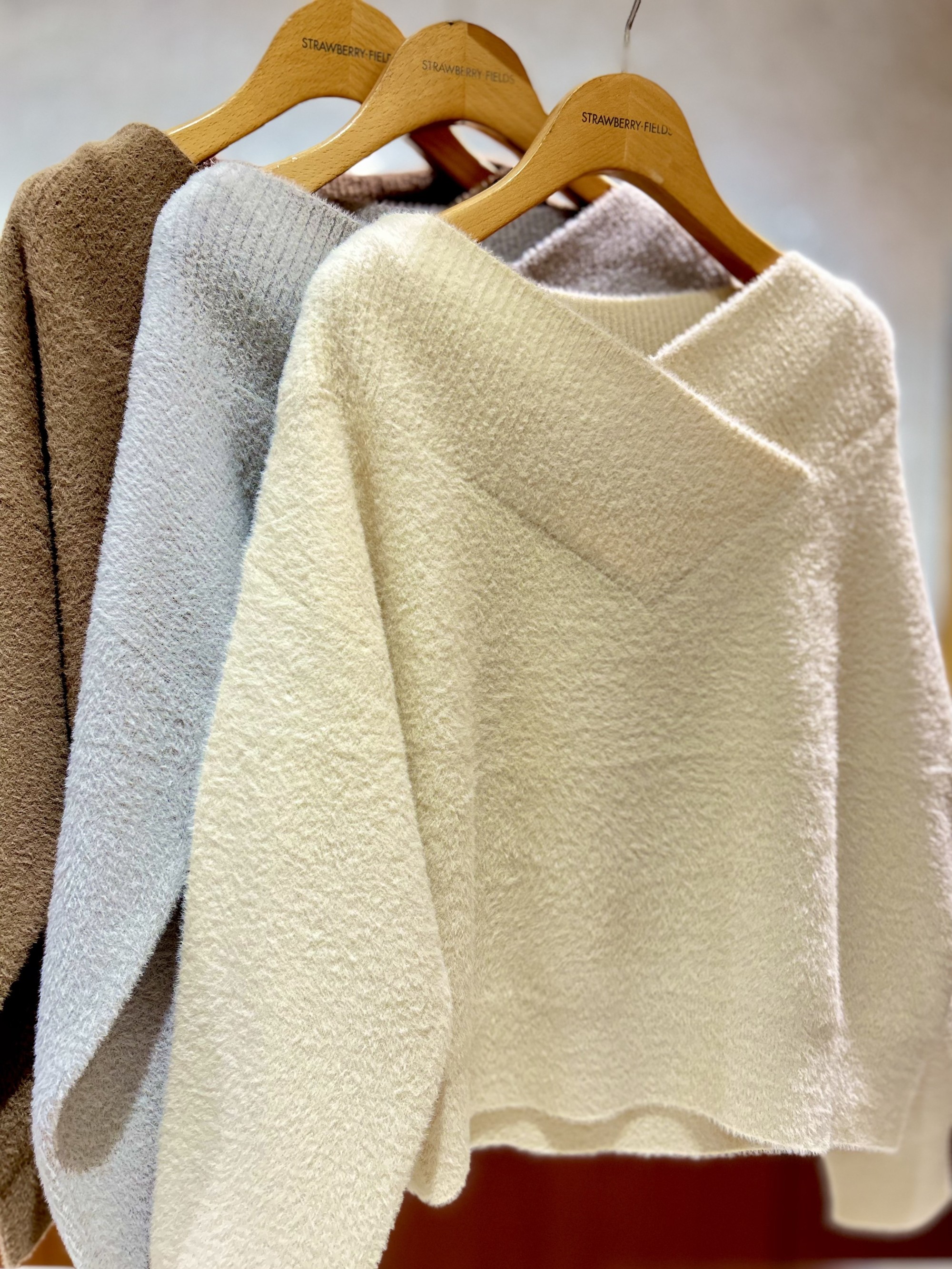 おすすめシャギーニットコーデ