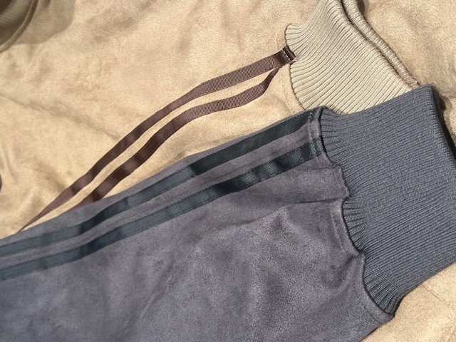 さっと羽織れる動きやすいスエット生地アイテム