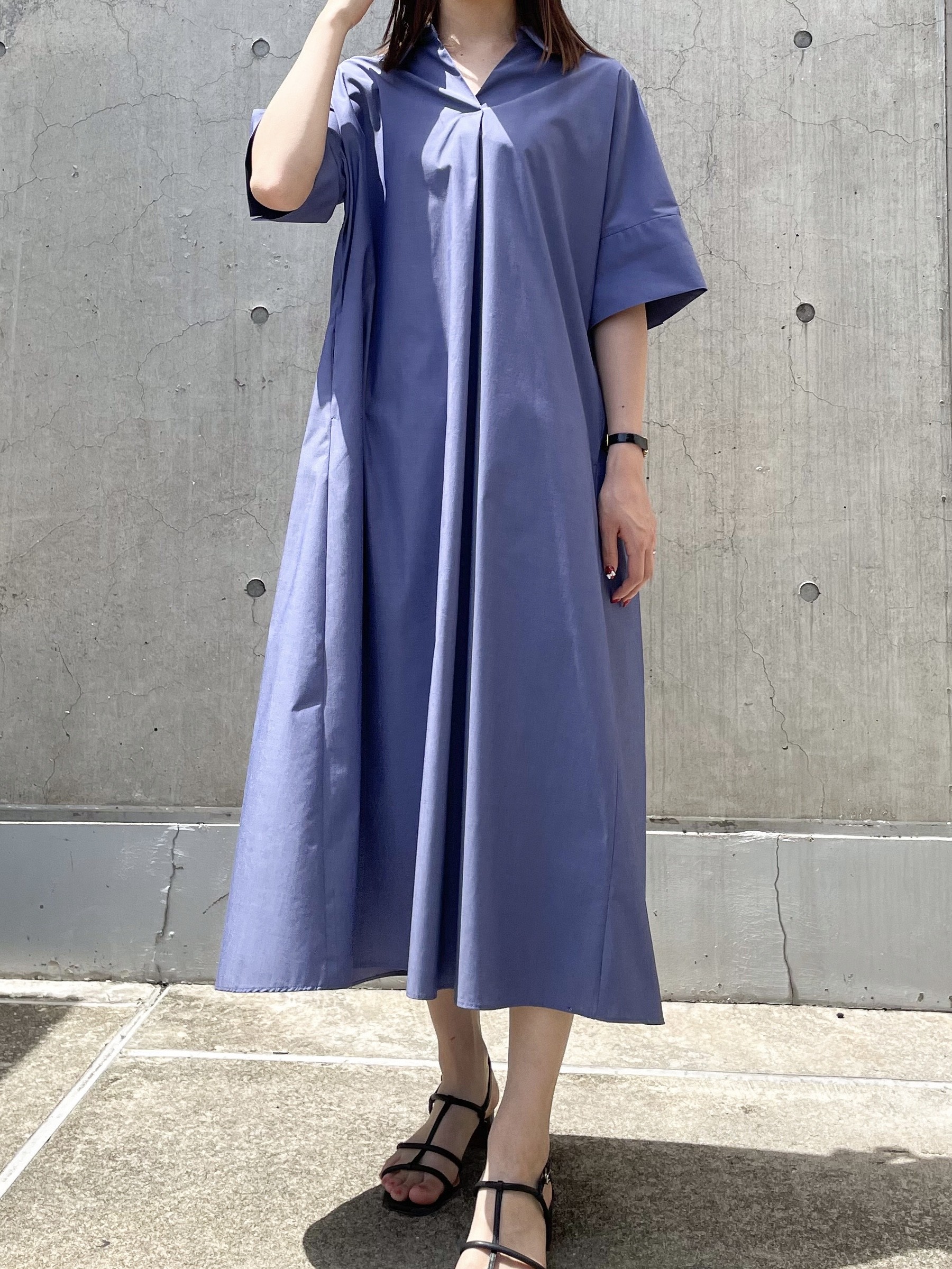 バックシャンシャツワンピース
