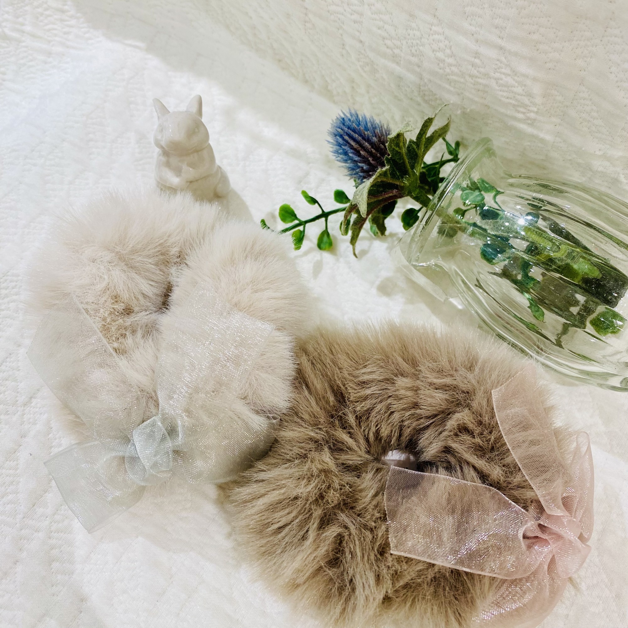 【新作アイテム】✨リボン付きファーシュシュ🎀