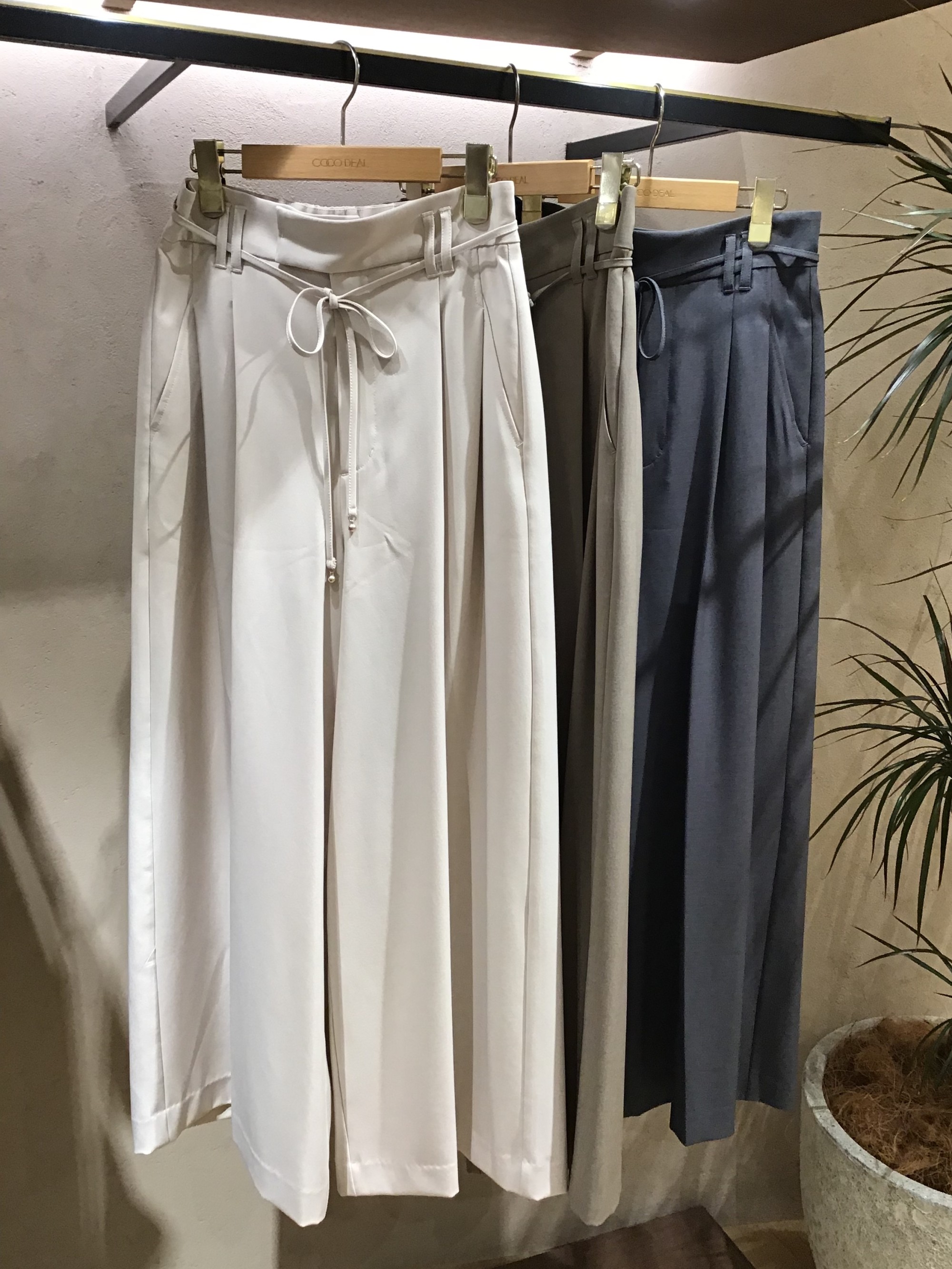 【新作入荷✨】リボンベルト付きワイドパンツ