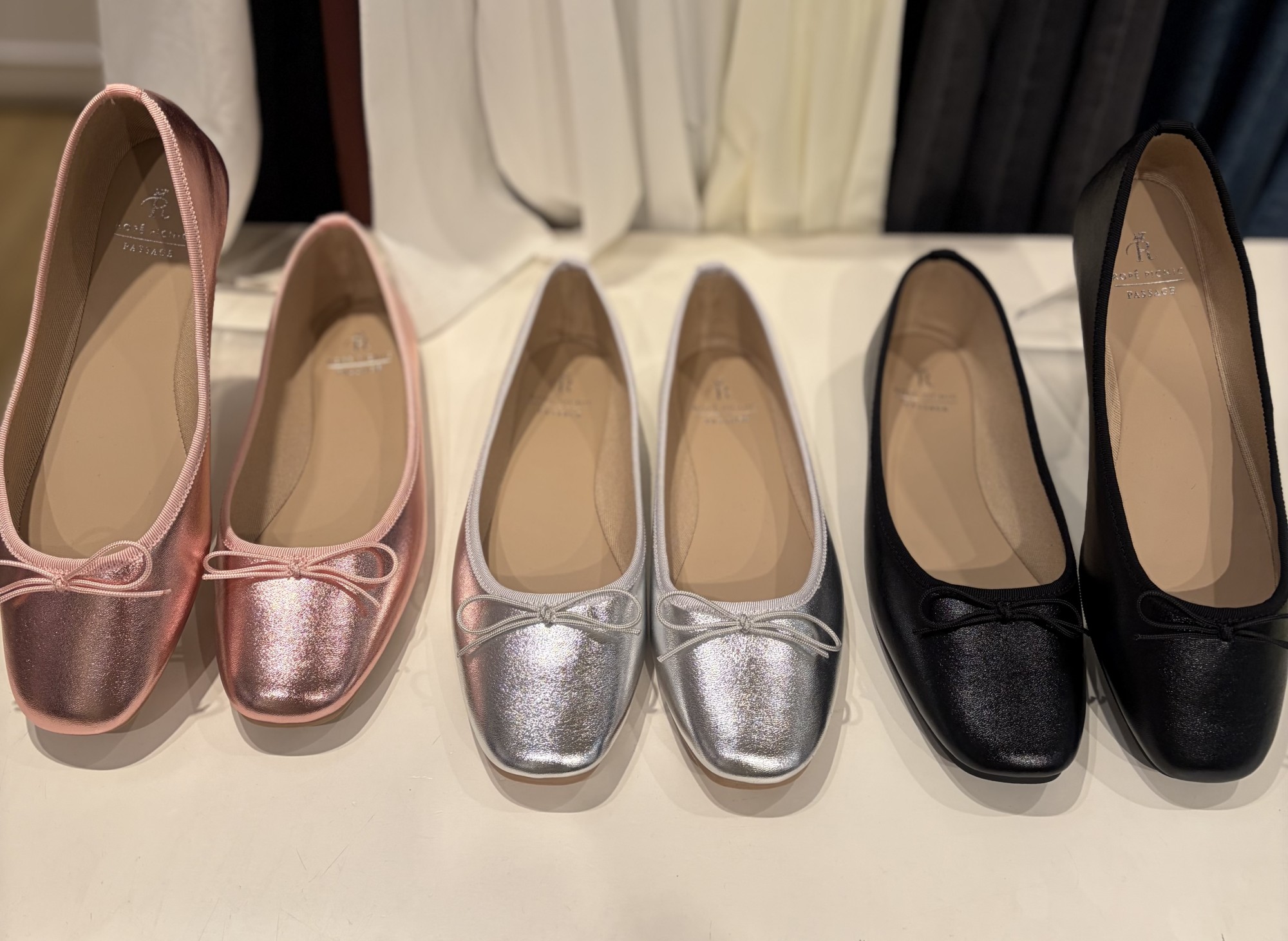 【季節問わず使えて、デイリーに活躍】バレエシューズ