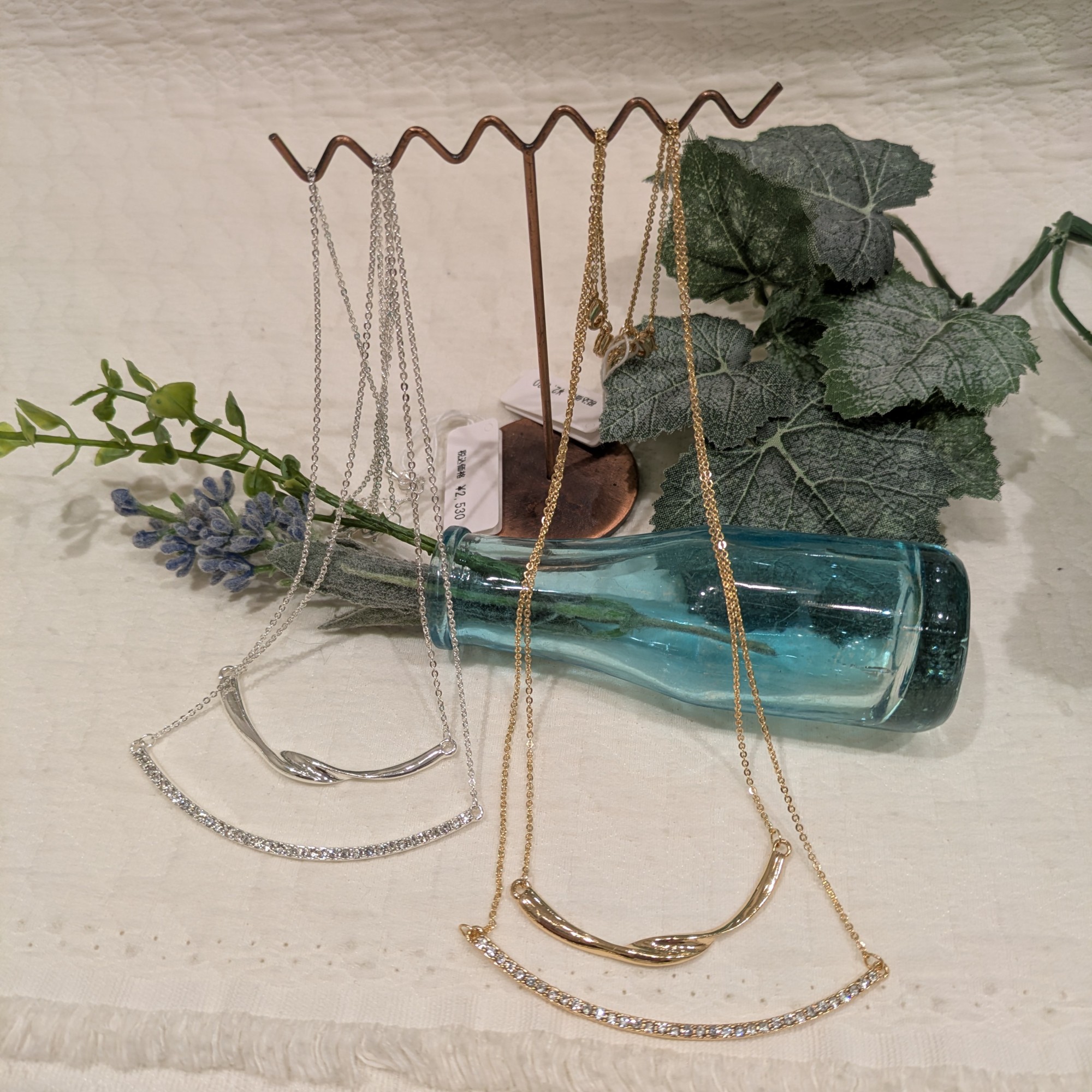 新作☆ラインストーンネックレス