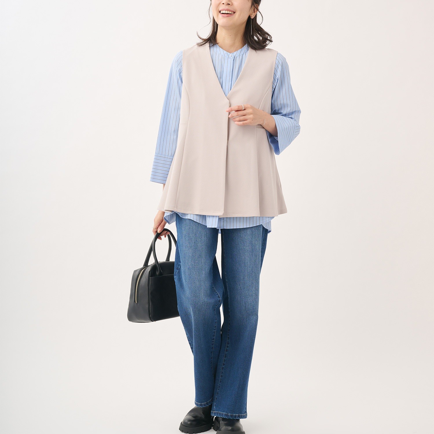 「きちんと」なのに、驚くほどラク。ストレッチが効いた高機能セットアップ