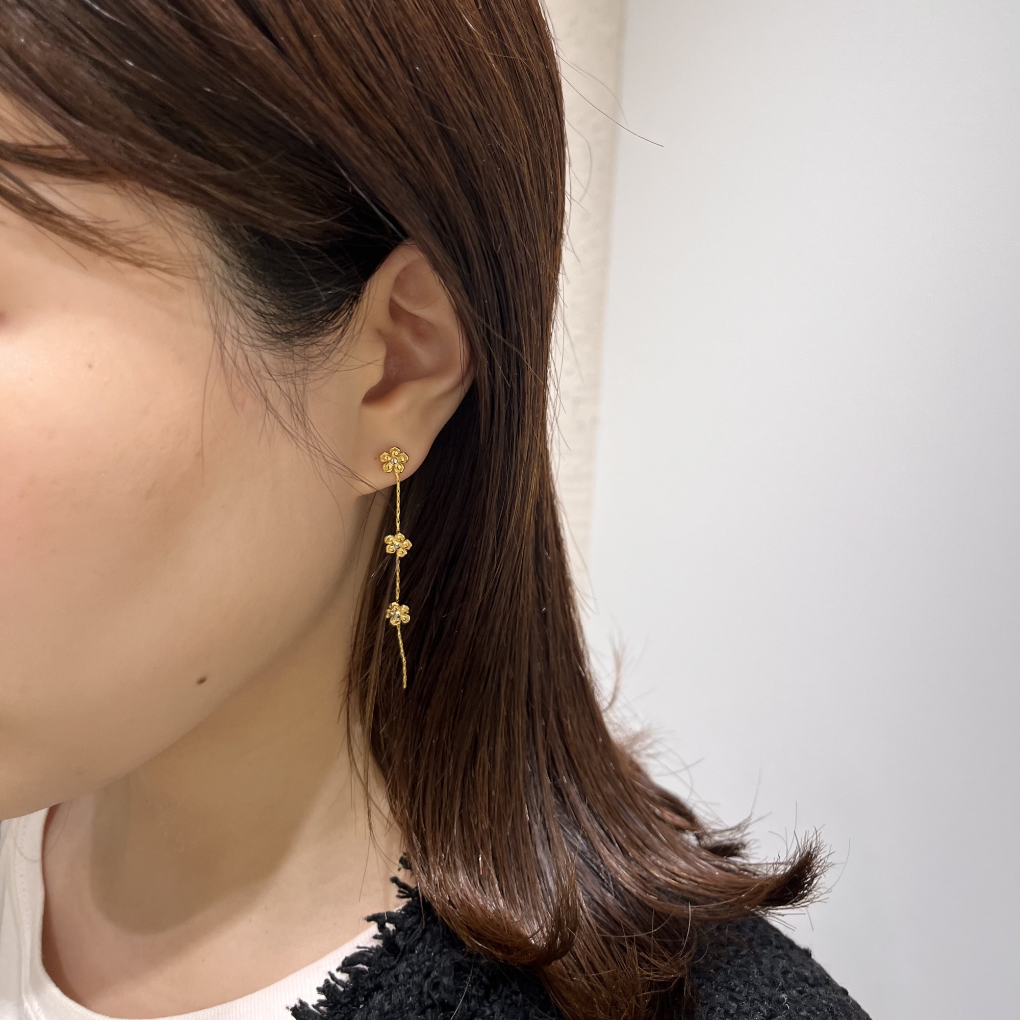 【🌸春にぴったりなフラワーデザインピアス🍡】