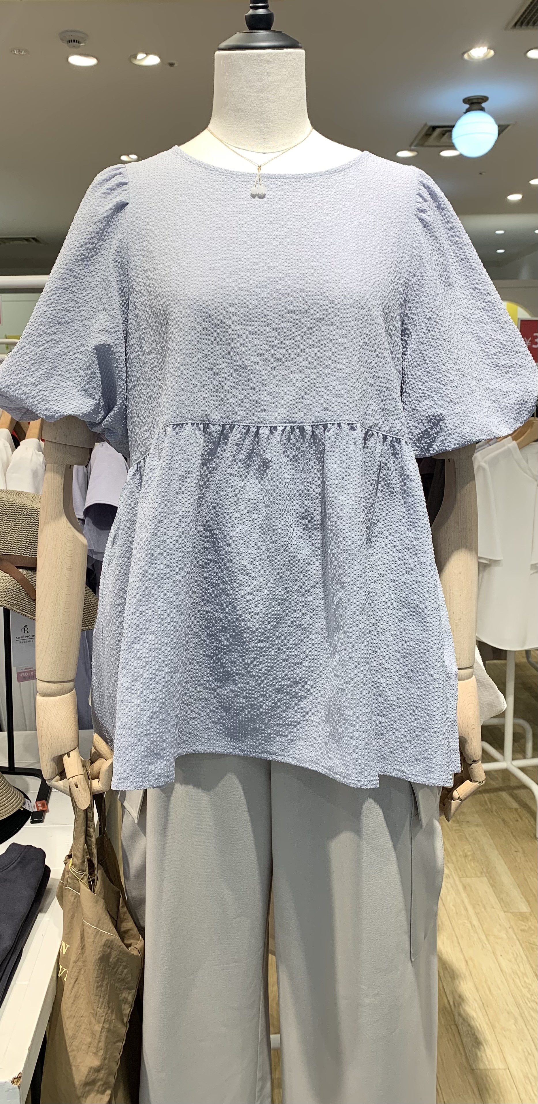 【ボリュームシルエットで夏スタイル◎】ペプラムブラウス