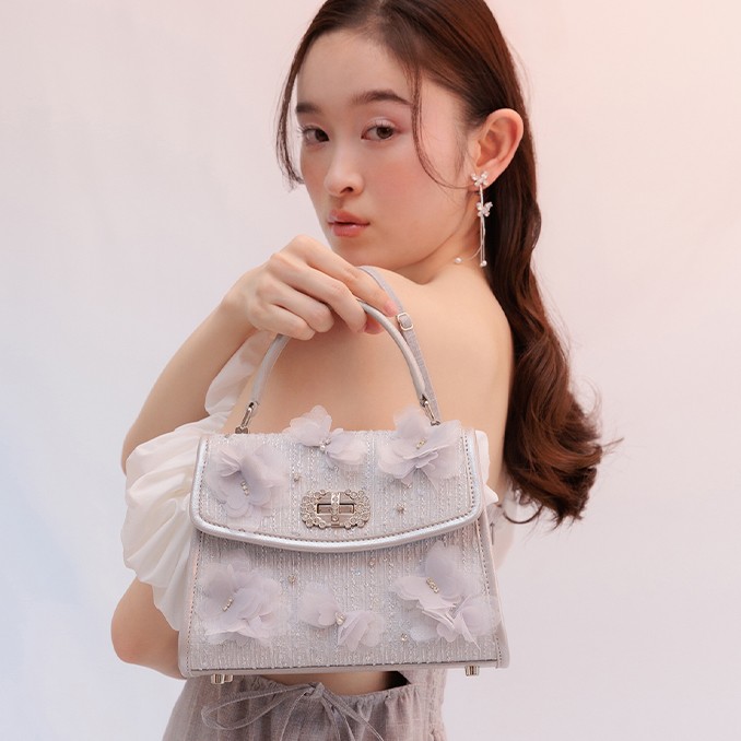 Butterfly collection”〈5月1日（金）発売〉