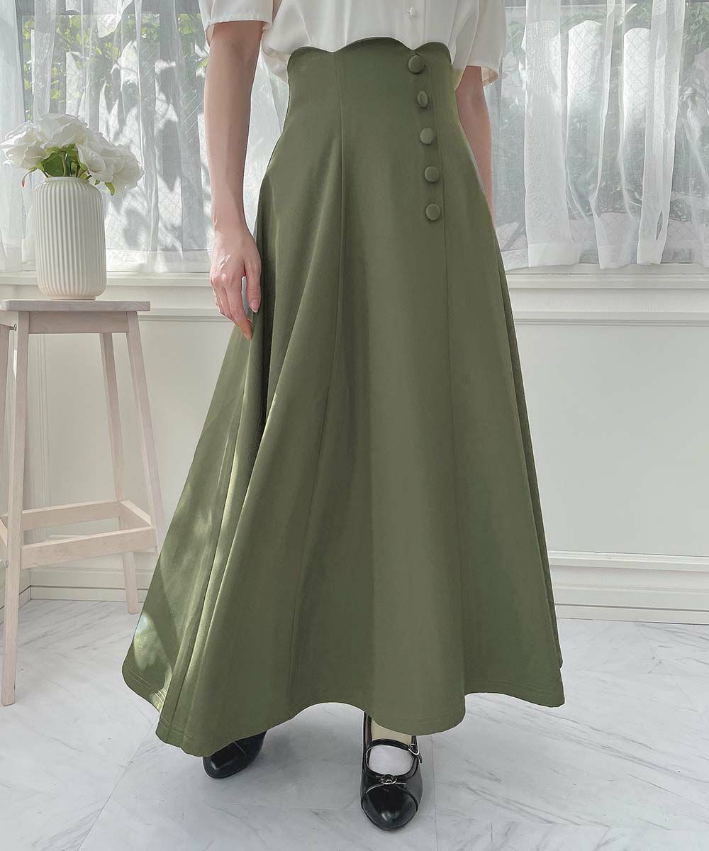 大人気のウエストのスカラップデザインがレトロなフレアースカート🌼