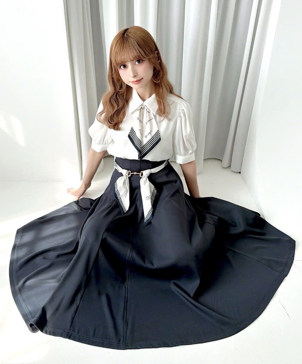 【ポイント10倍dayにオススメ♡】千鳥スカーフビットベルト付きフレアースカート💙