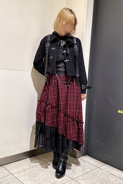 〘スタイルアップ効果も◎〙辛口ベルトデザインコーデ