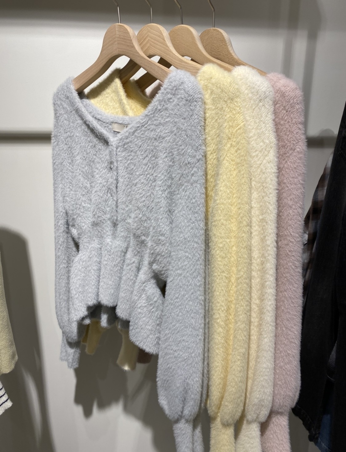 大人気ニットのご紹介☆