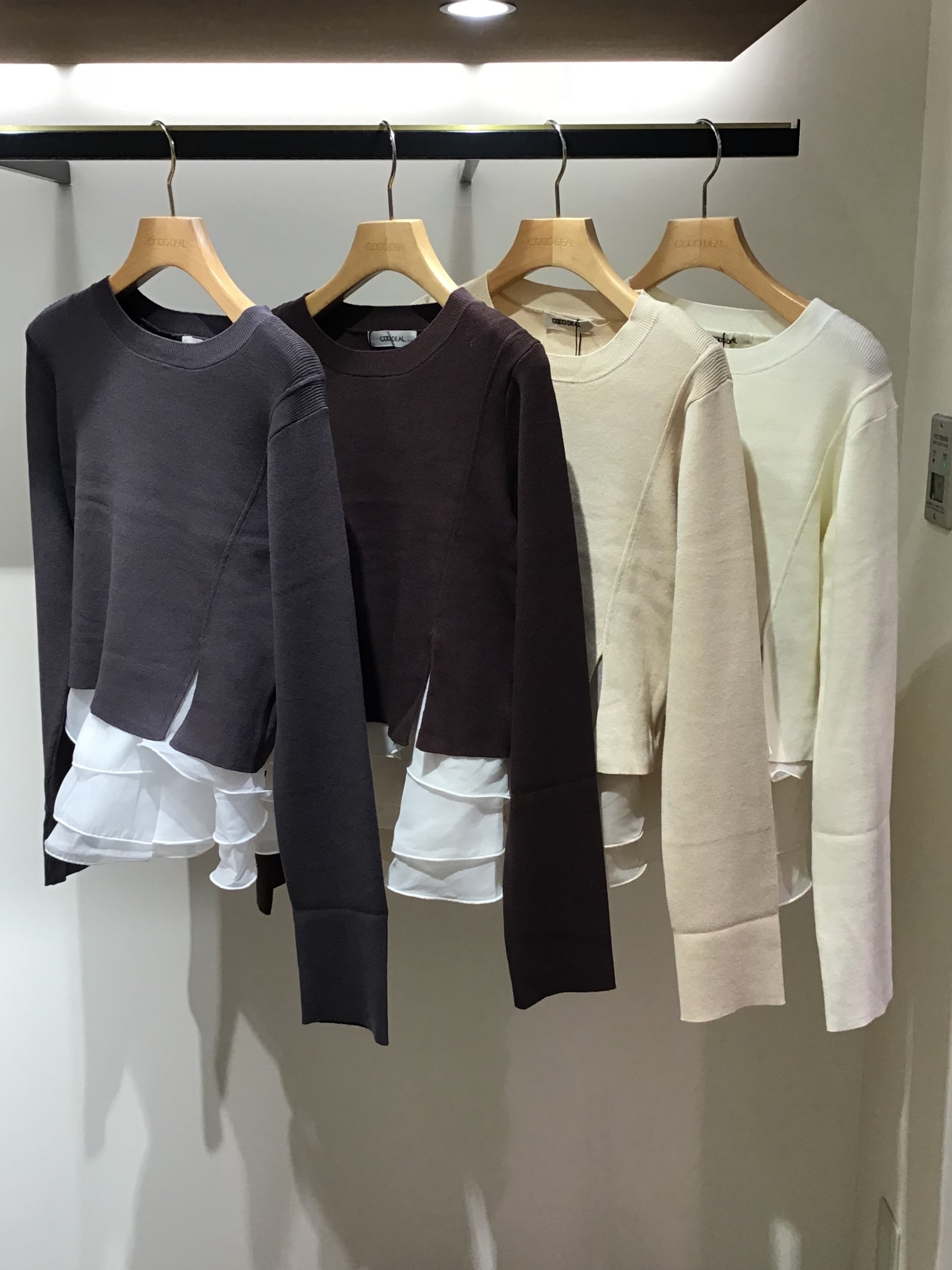【新作入荷✨】オーガンジーアシメペプラムニットセット