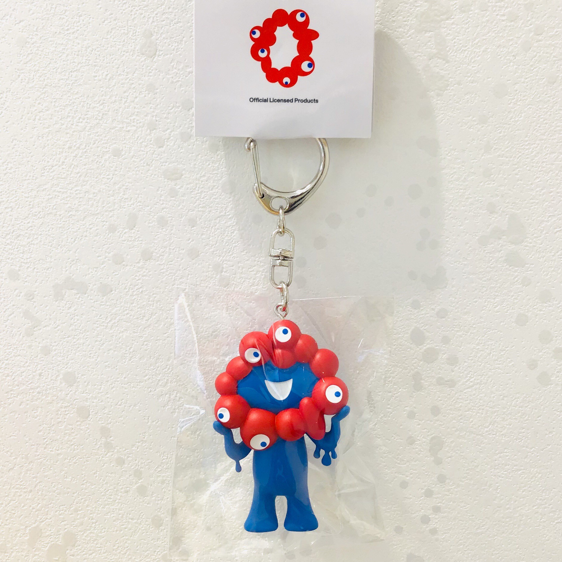再入荷ミャクミャク立体PVCキーホルダー