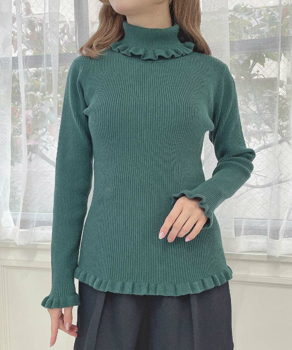 ベーシックなアイテムだからこそのこだわりが沢山詰まったタートルニット。