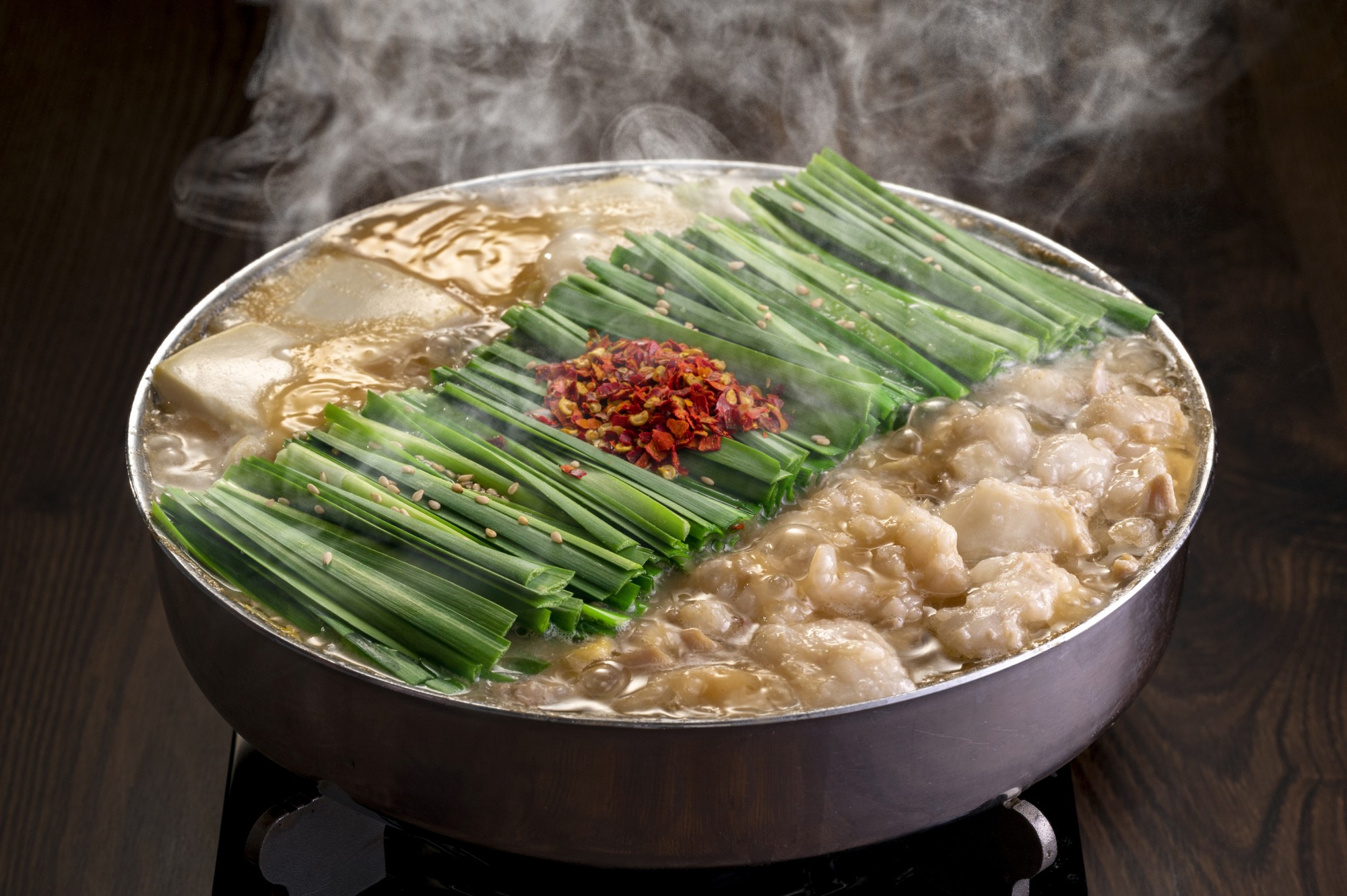 【博多もつ鍋　みそ味】￥2,508(税込)🍲
