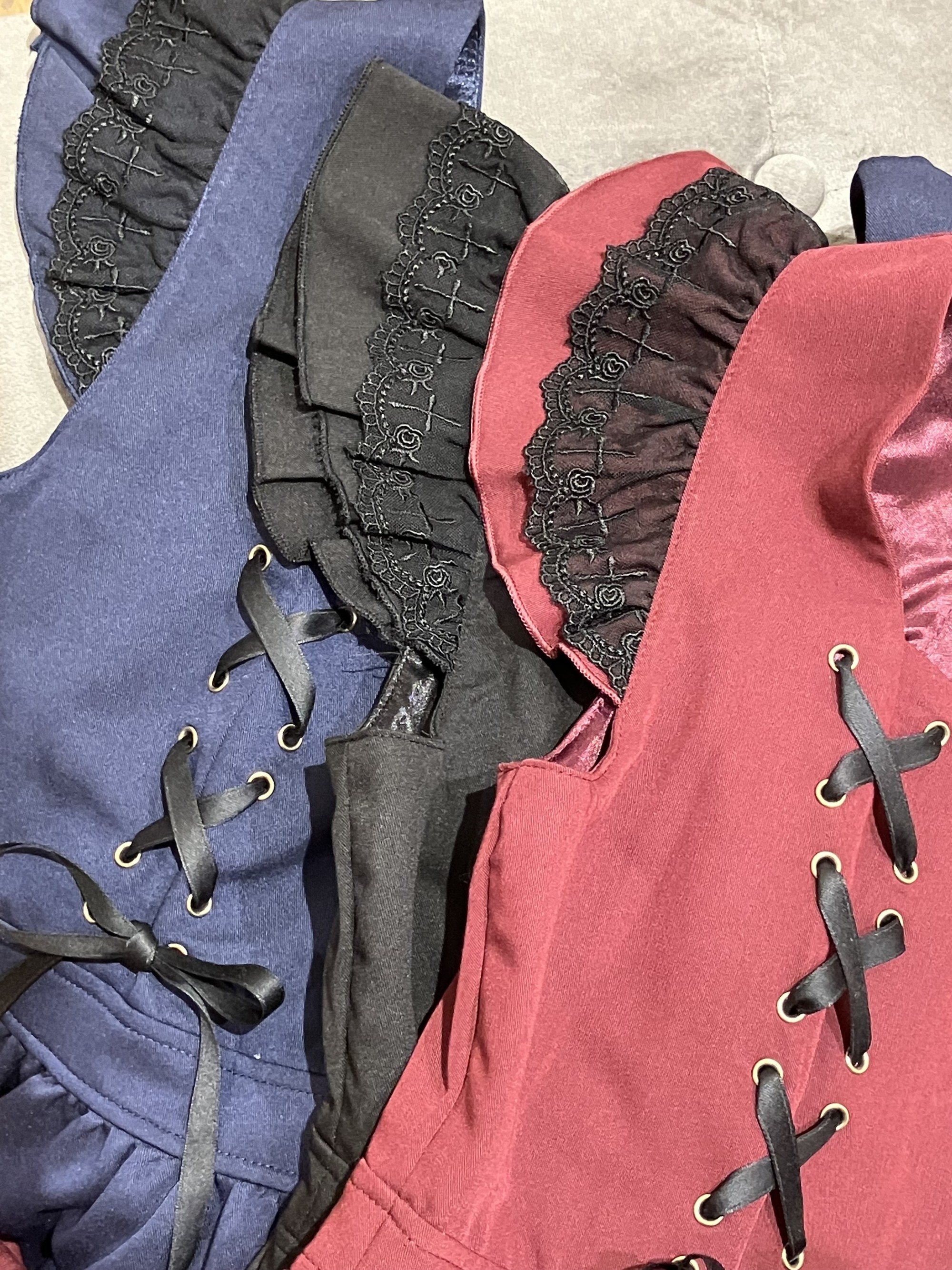 〘フリル、レースアップ、リボン…カワイイをたっぷり詰め込んで〙ミニワンピース