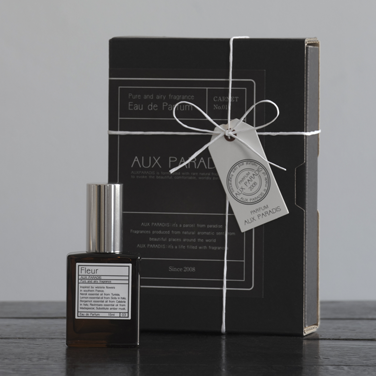 オウパラディのオードパルファム