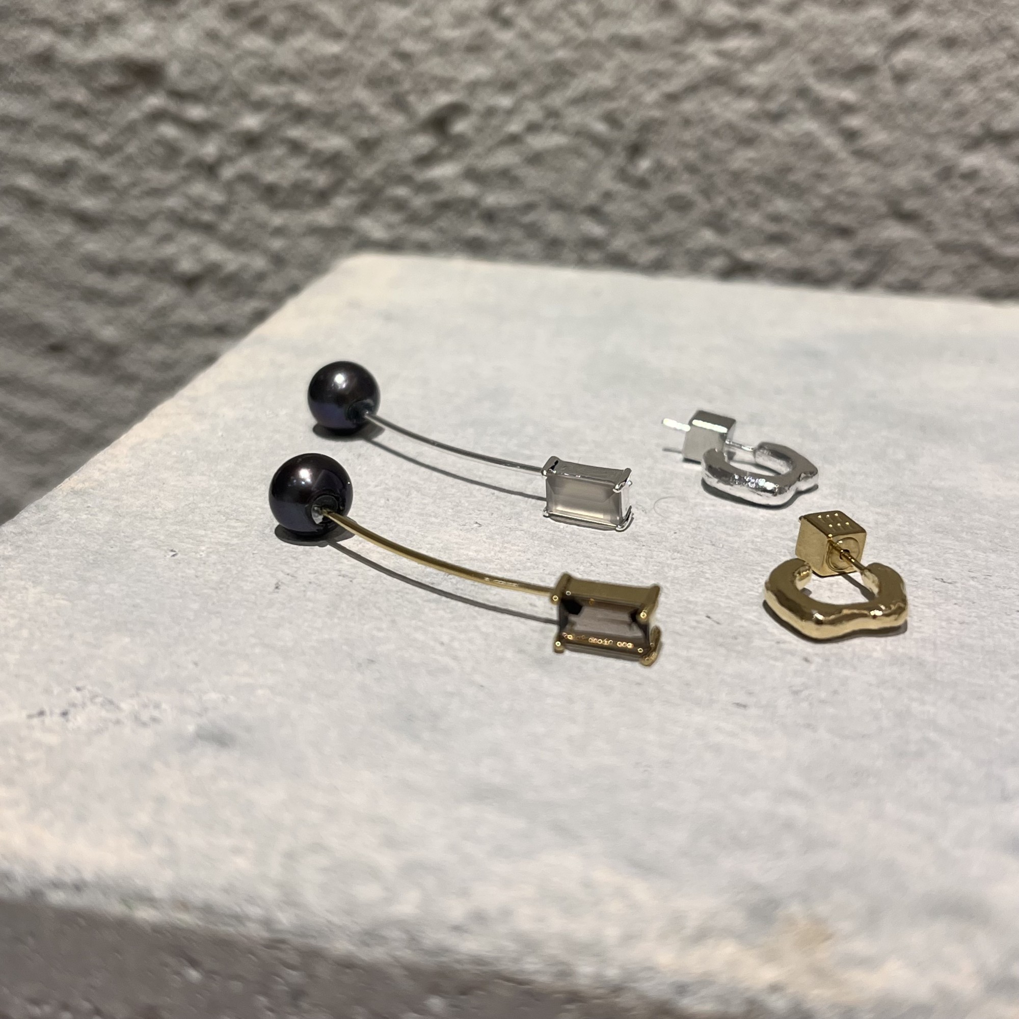 【🤍新作💎アーチシルエットピアス🤍】　