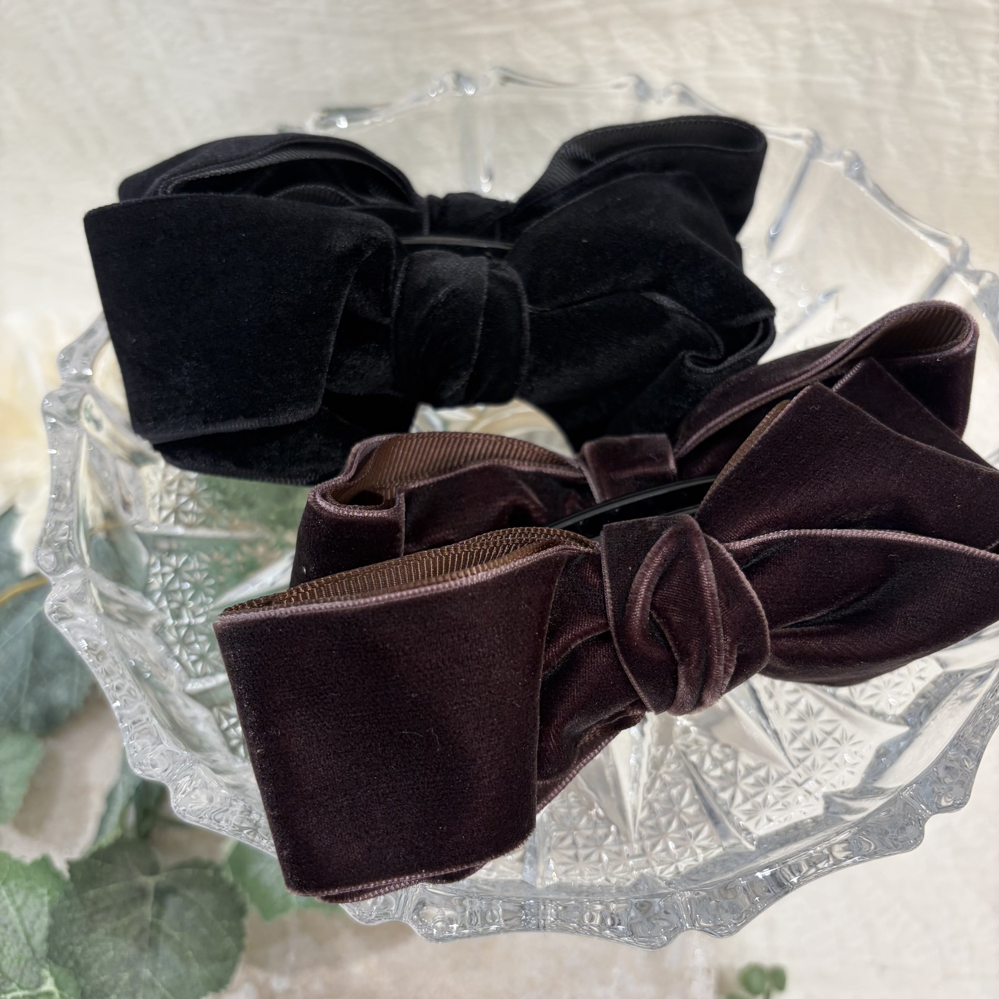 New✨ベロアリボンバナナクリップ🖤✨