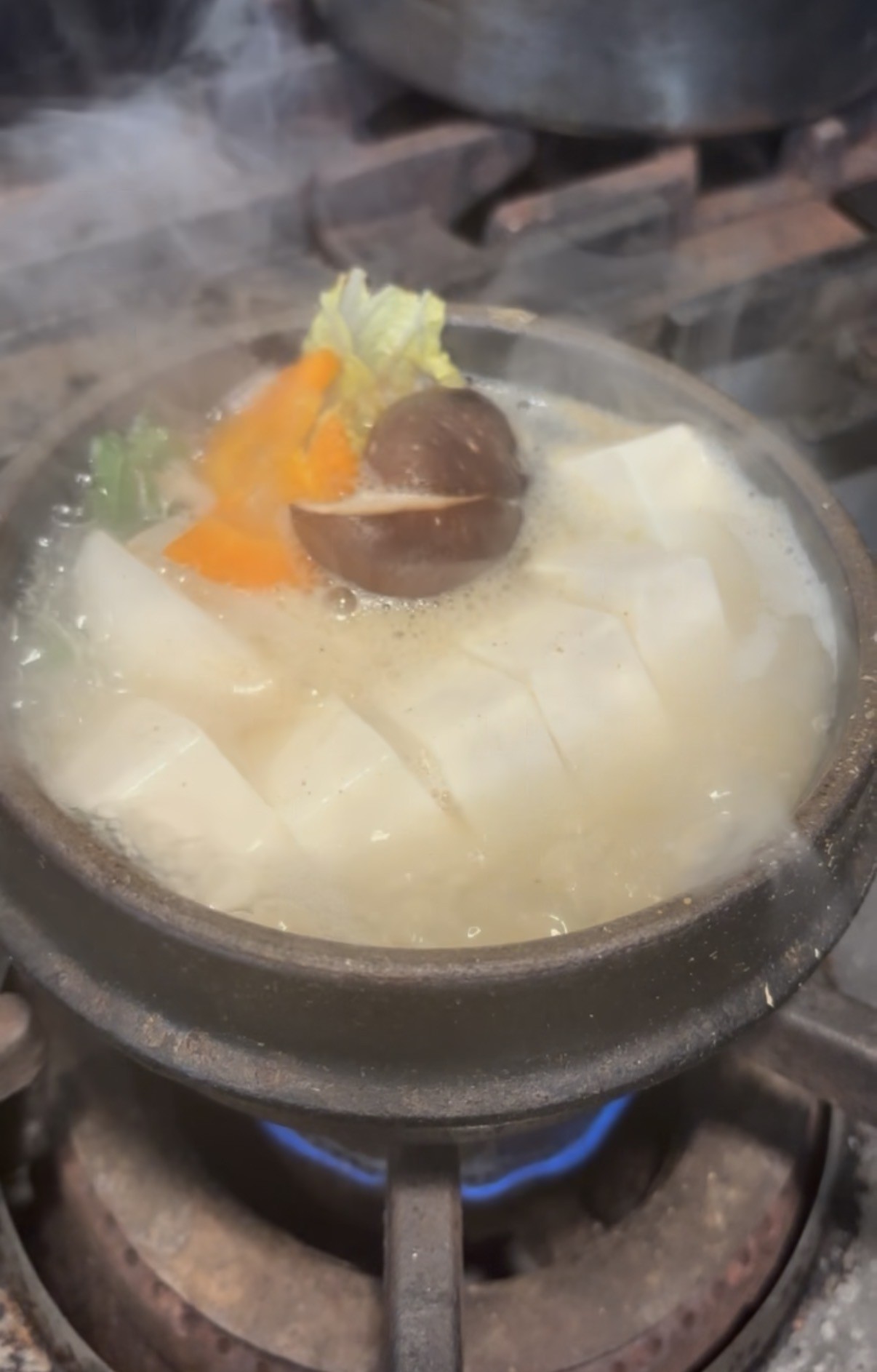 【京都 湯豆腐】京都観光の締めは、京都駅直結の糀・湯豆腐で