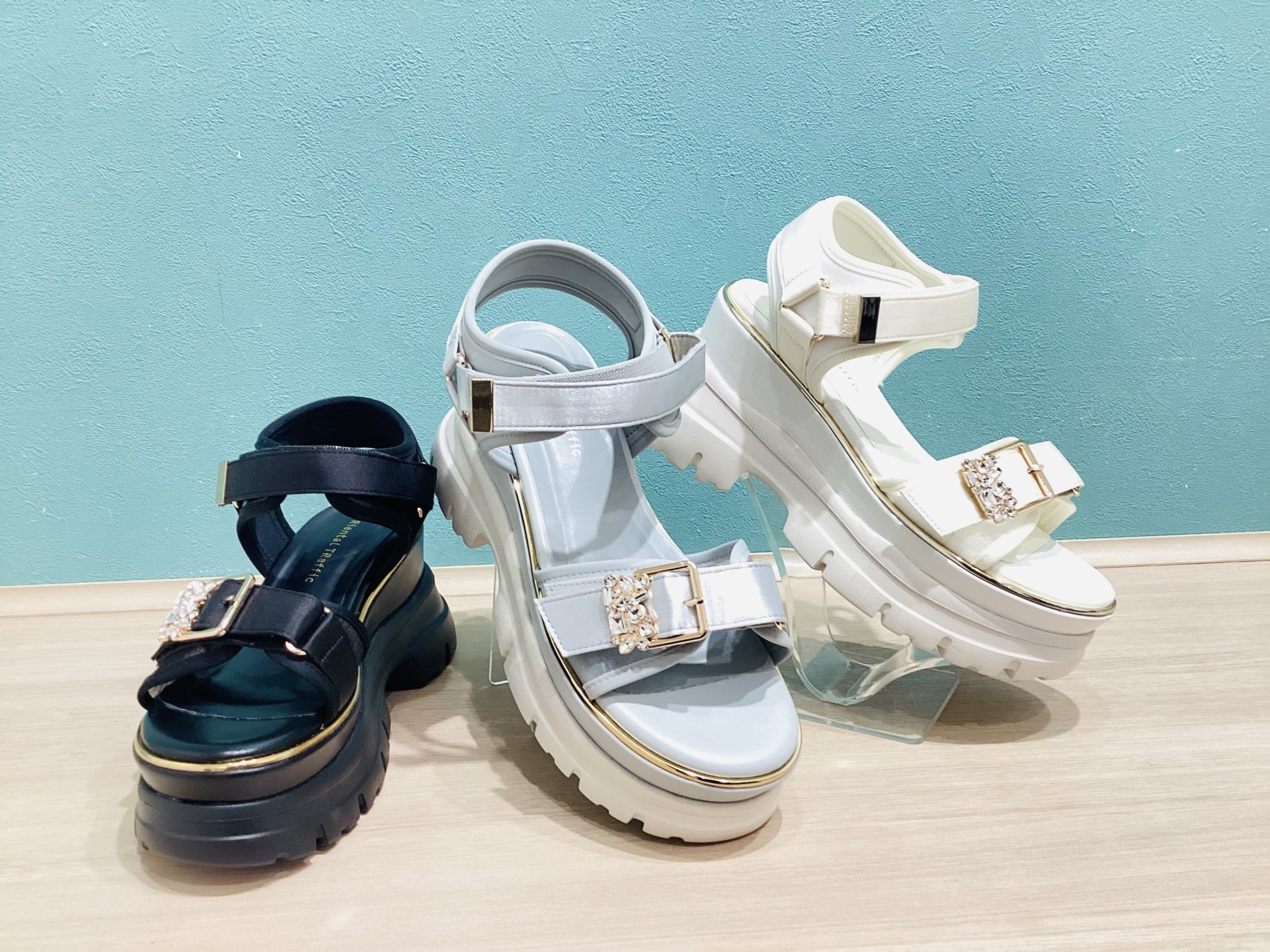 ☆★ビジューバックル厚底スポサン★☆